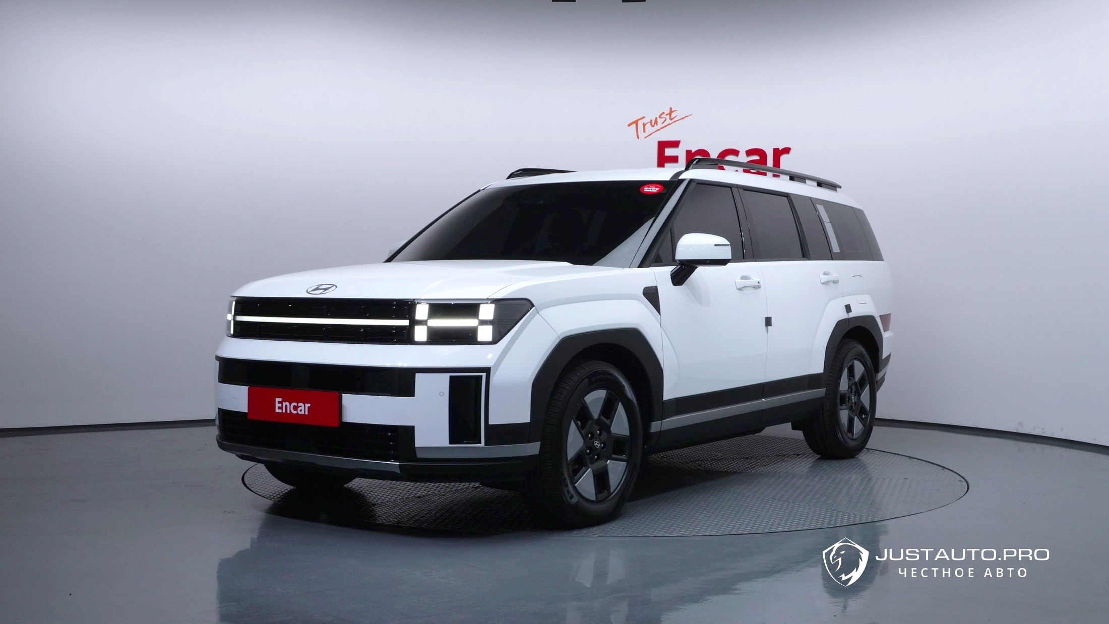 Автомобиль Hyundai Santafe