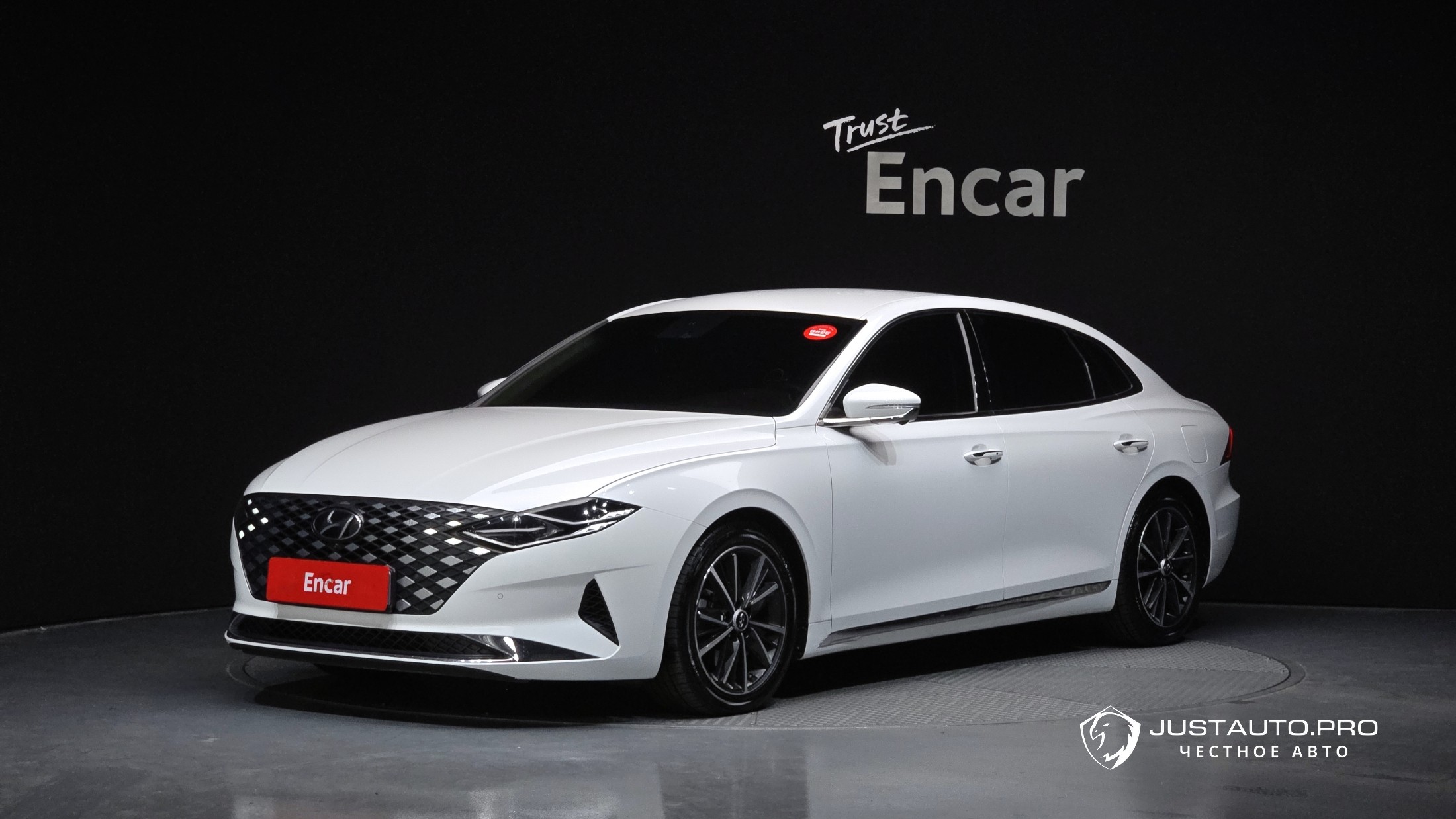 Автомобиль Hyundai Grandeur