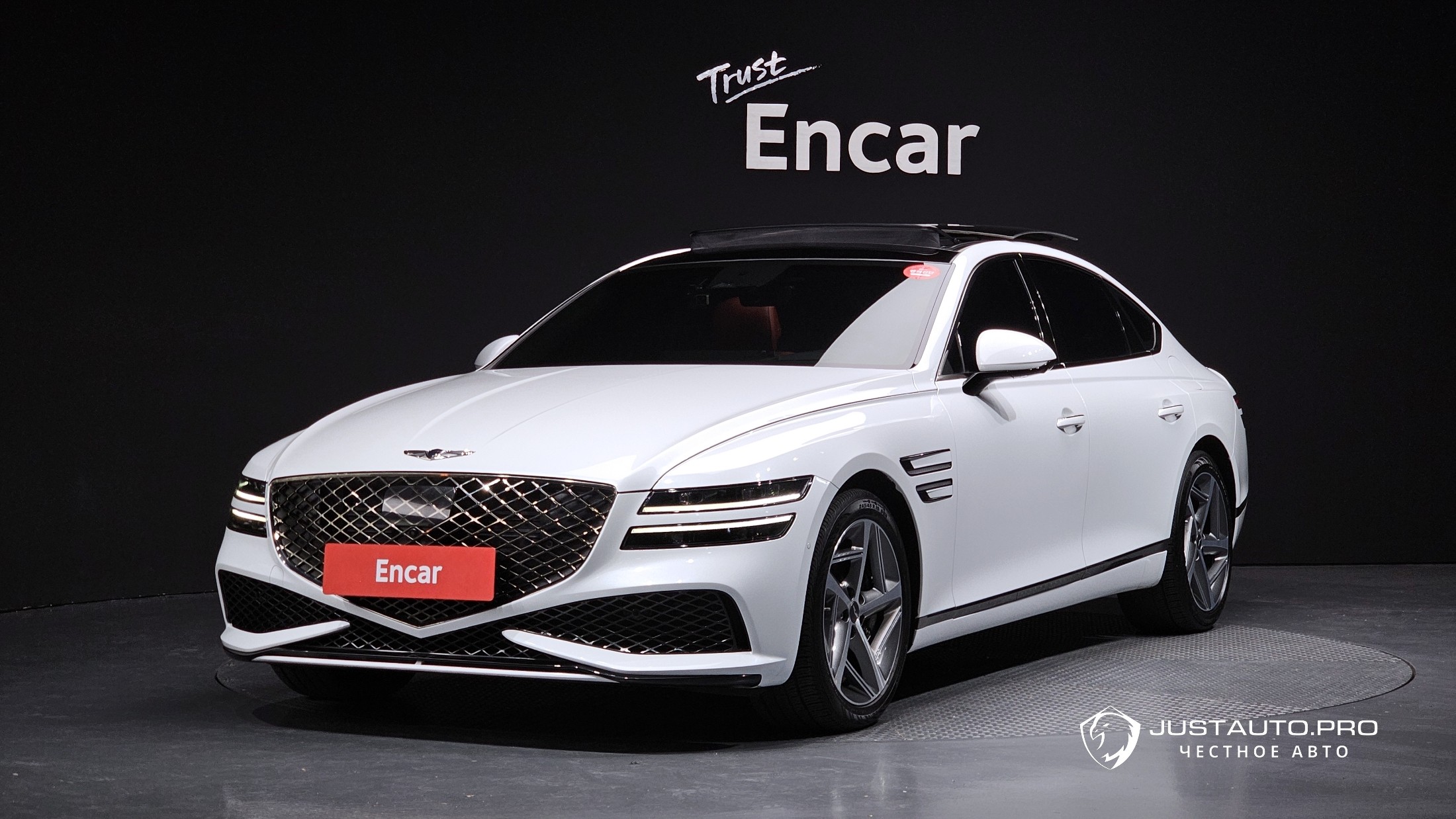 Автомобиль Genesis G80