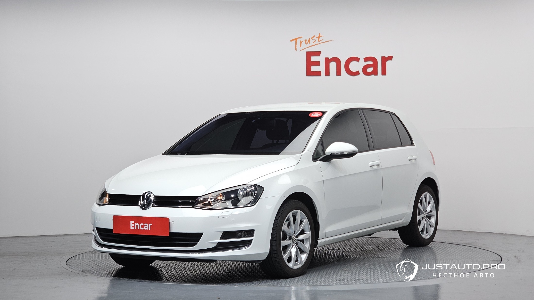 Автомобиль Volkswagen Golf