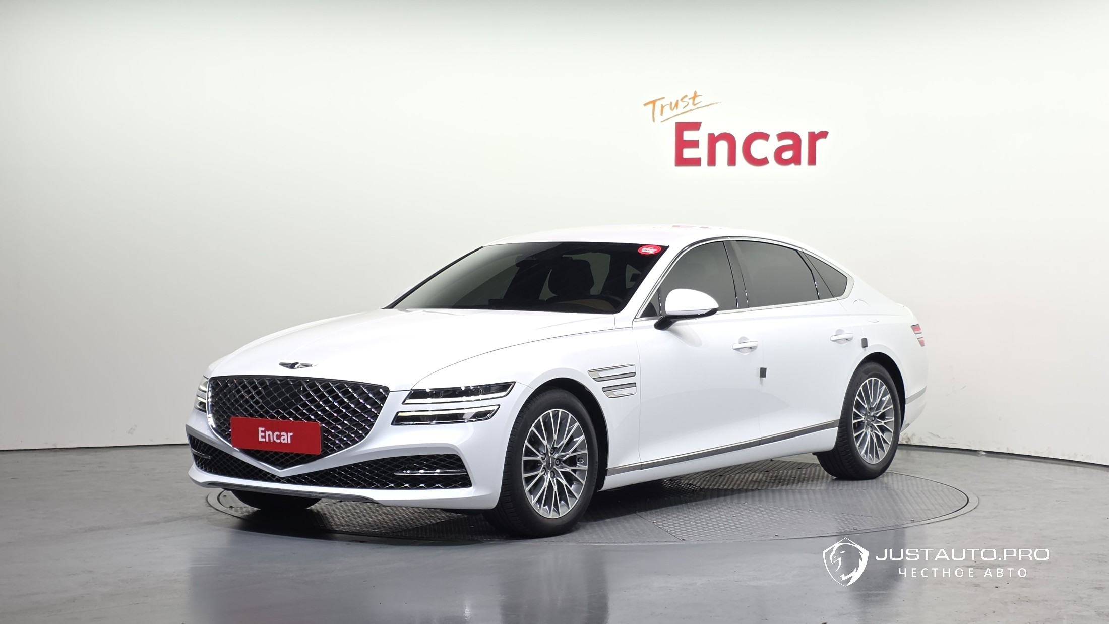 Автомобиль Genesis G80