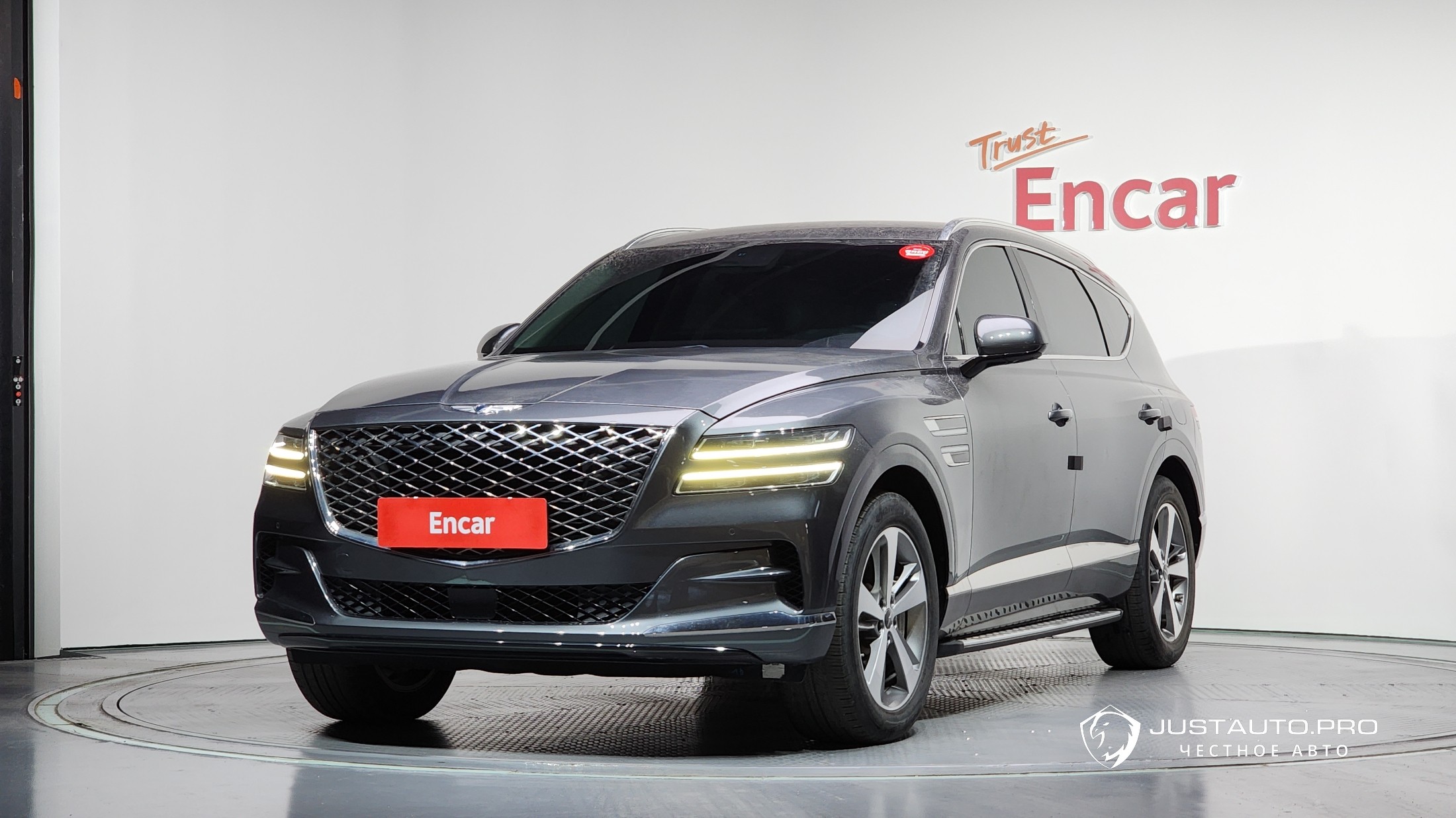 Автомобиль Genesis GV80