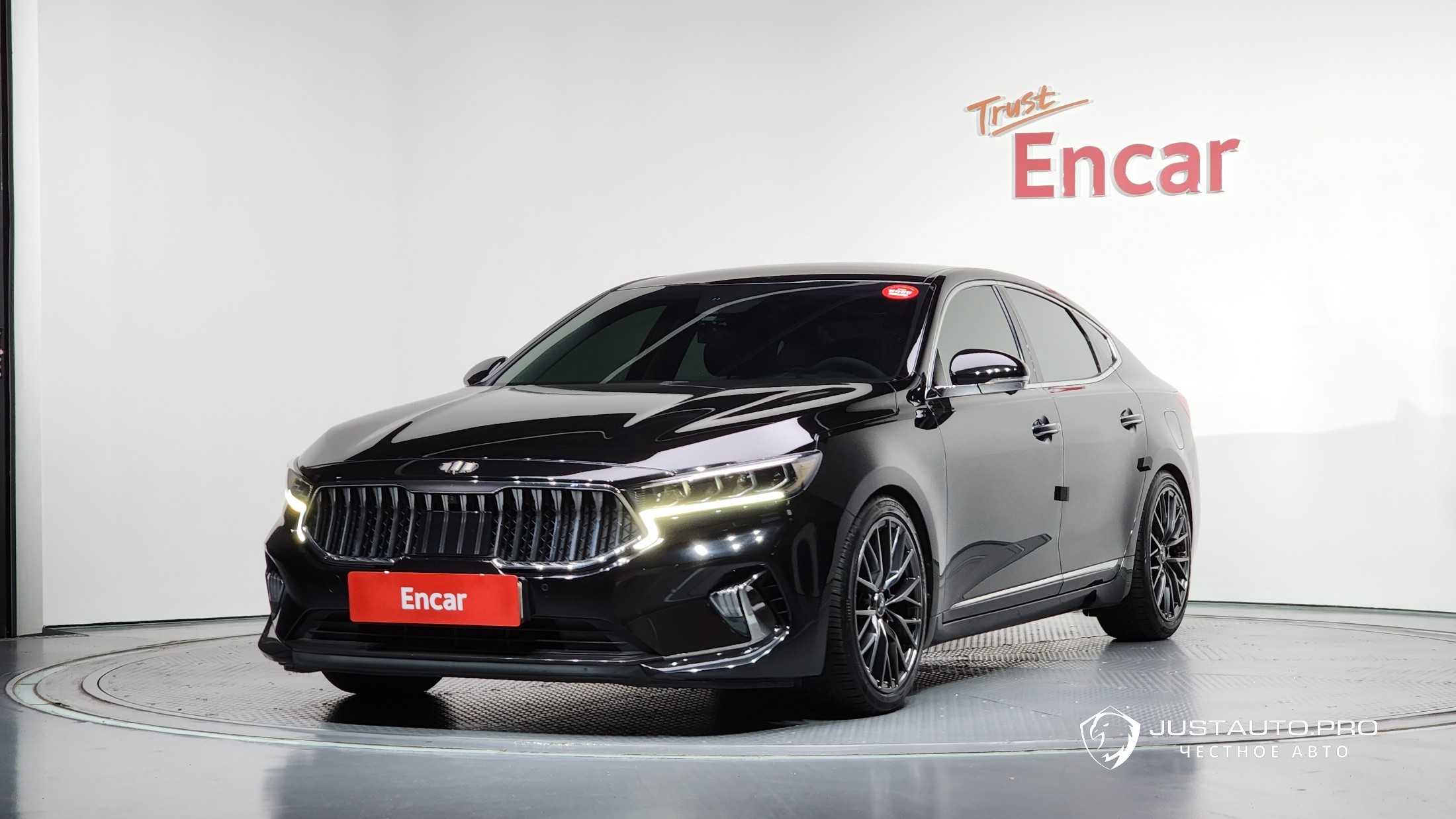 Автомобиль Kia K7