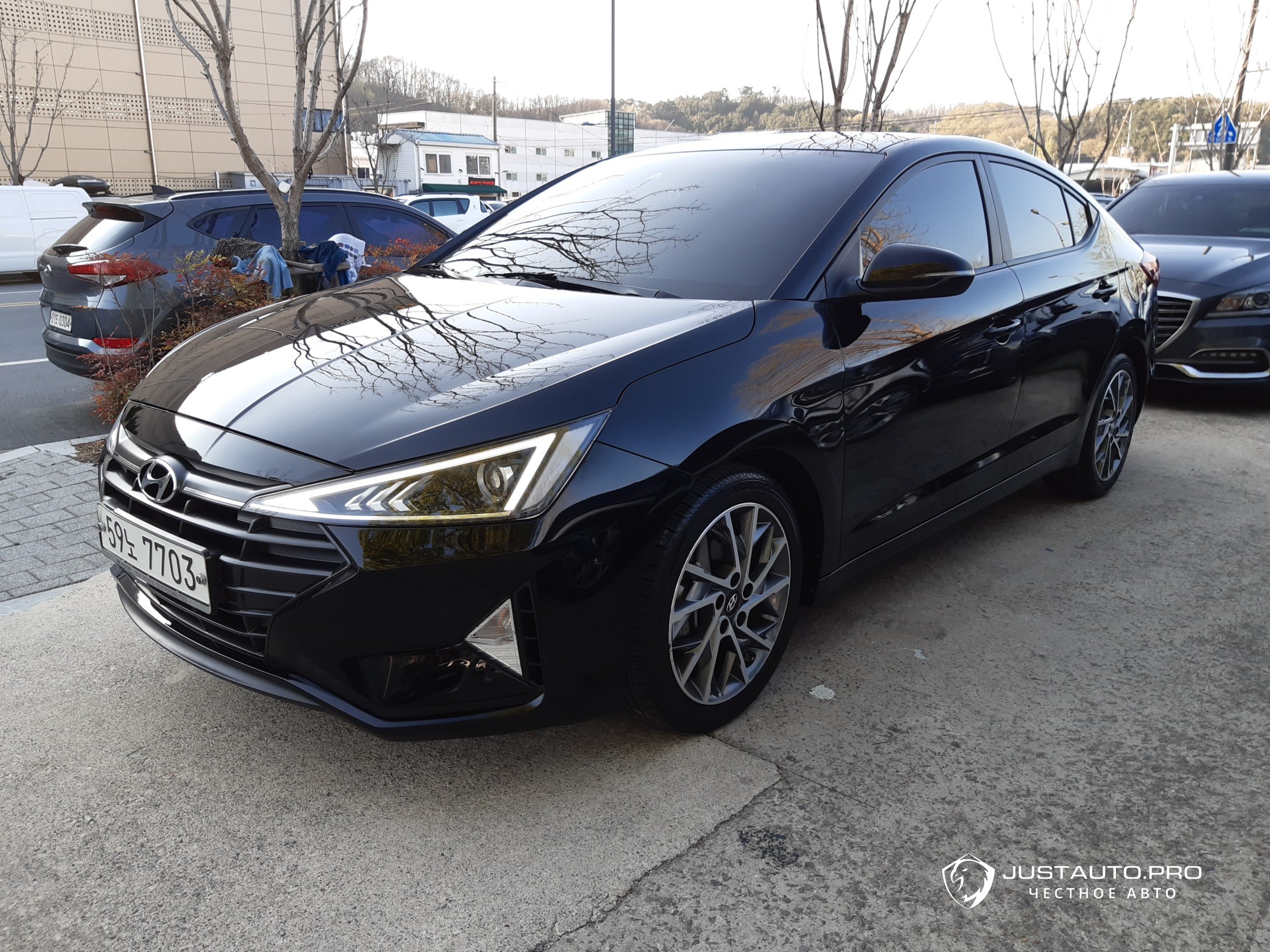 Автомобиль Hyundai AVANTE