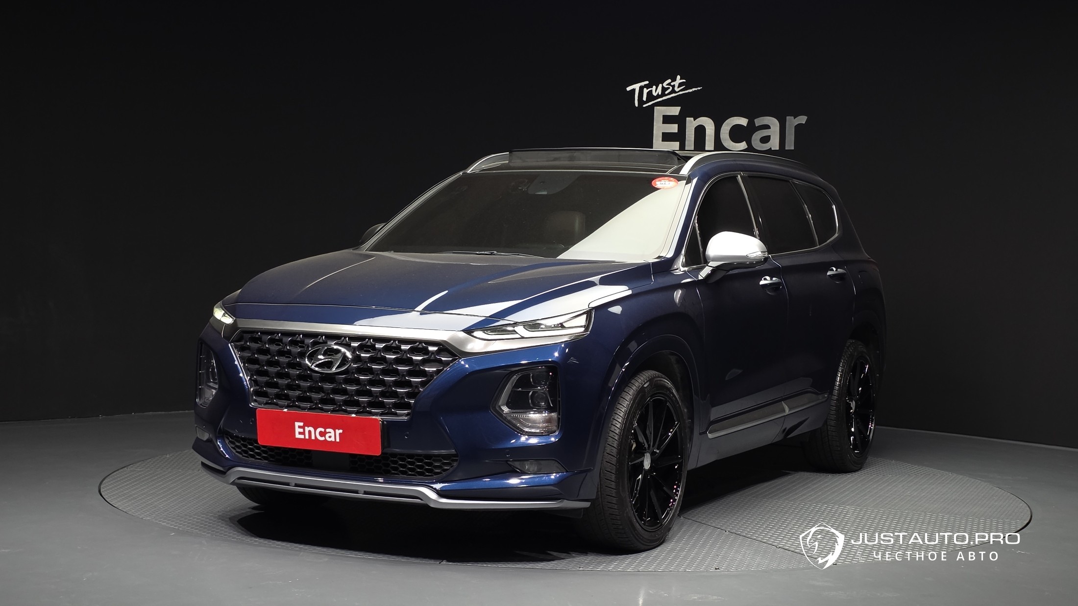 Автомобиль Hyundai Santafe