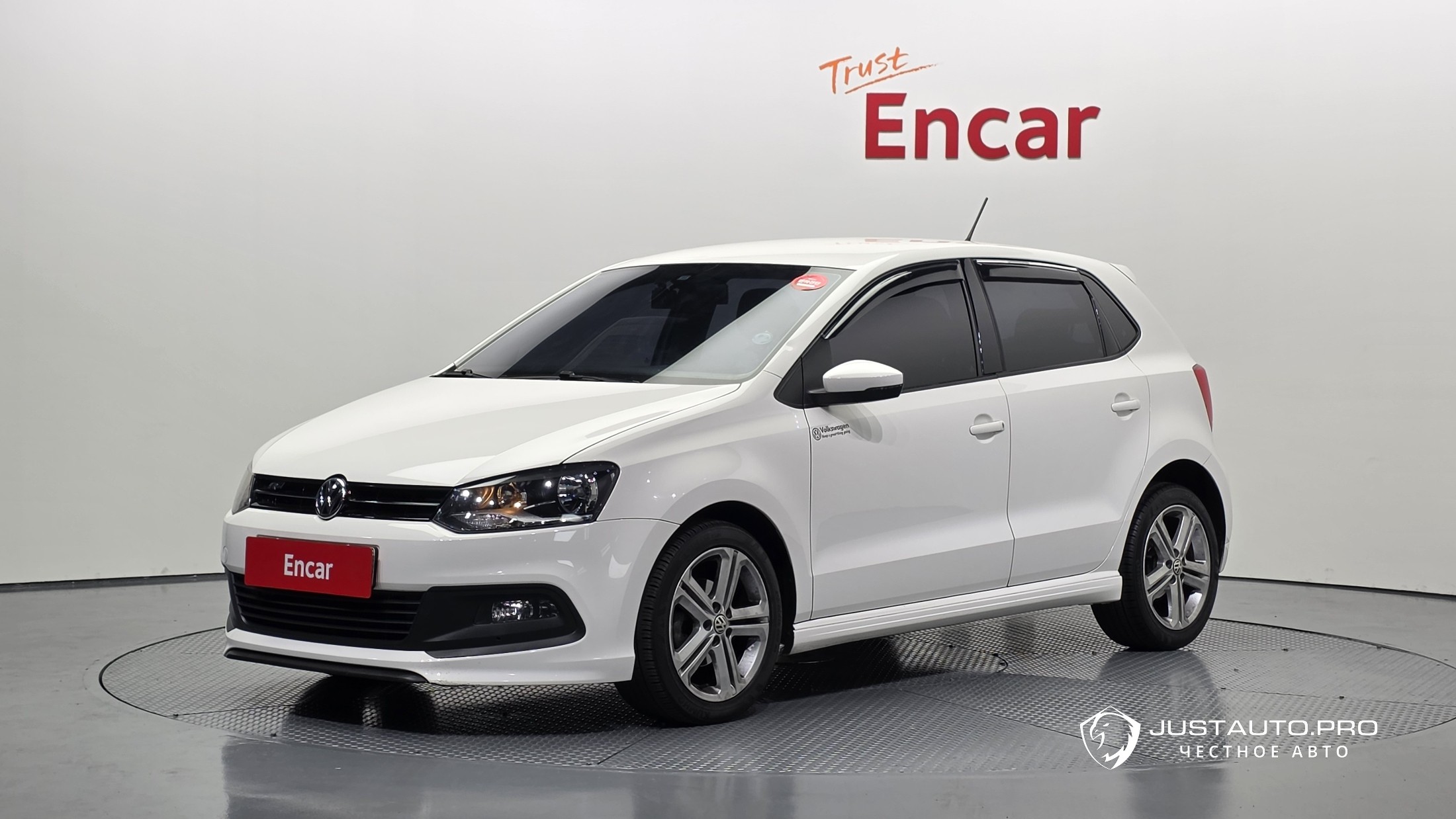 Автомобиль Volkswagen Polo