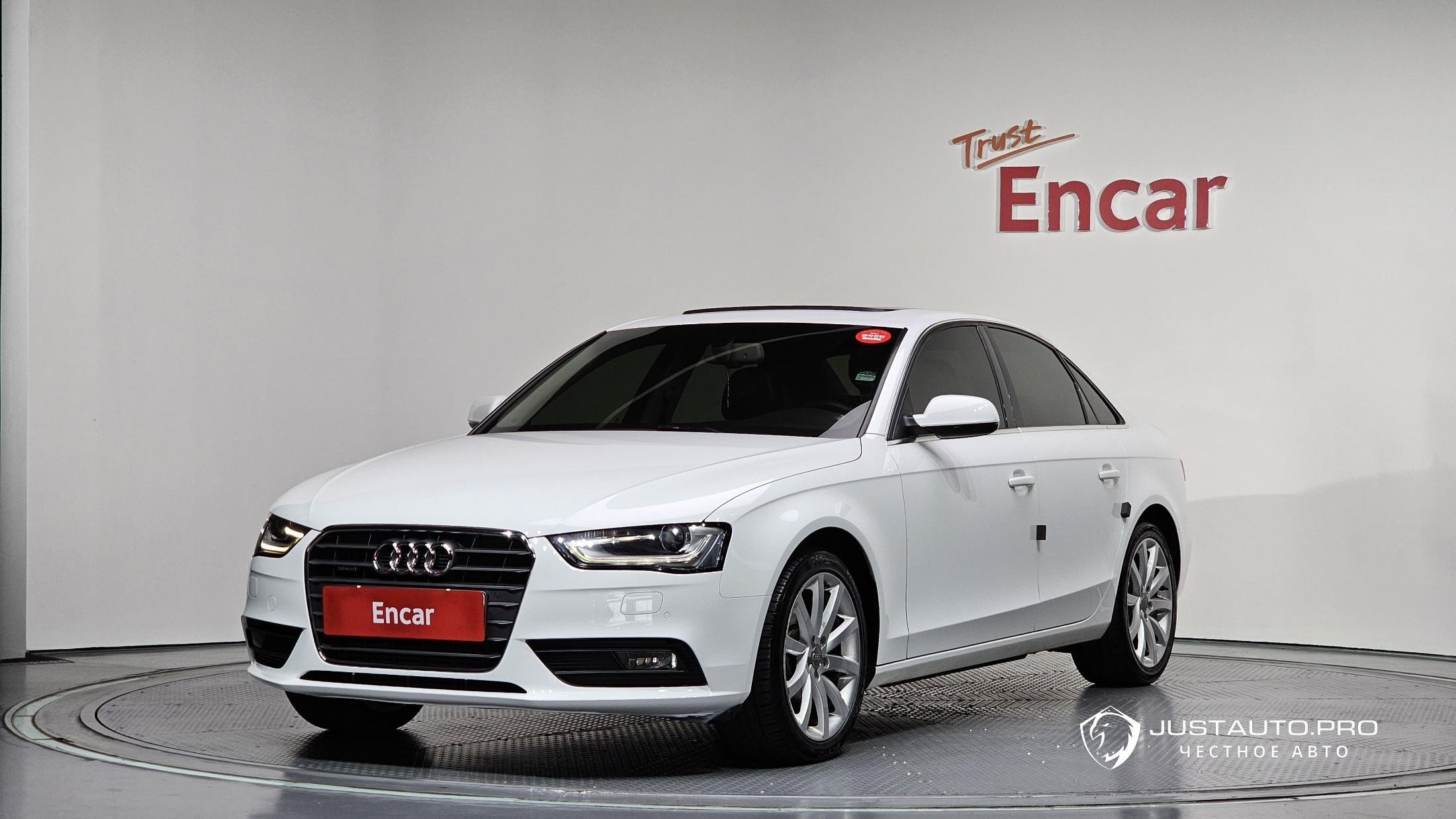 Автомобиль Audi A4