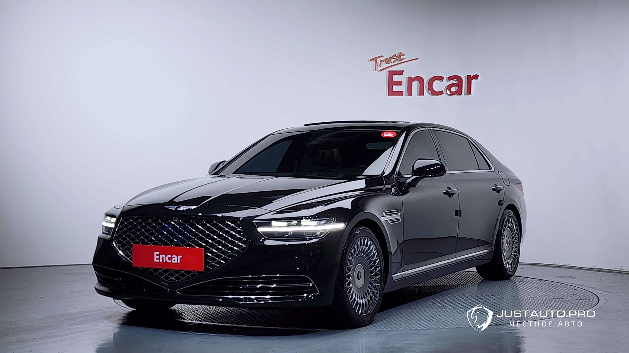 Автомобиль Genesis G90