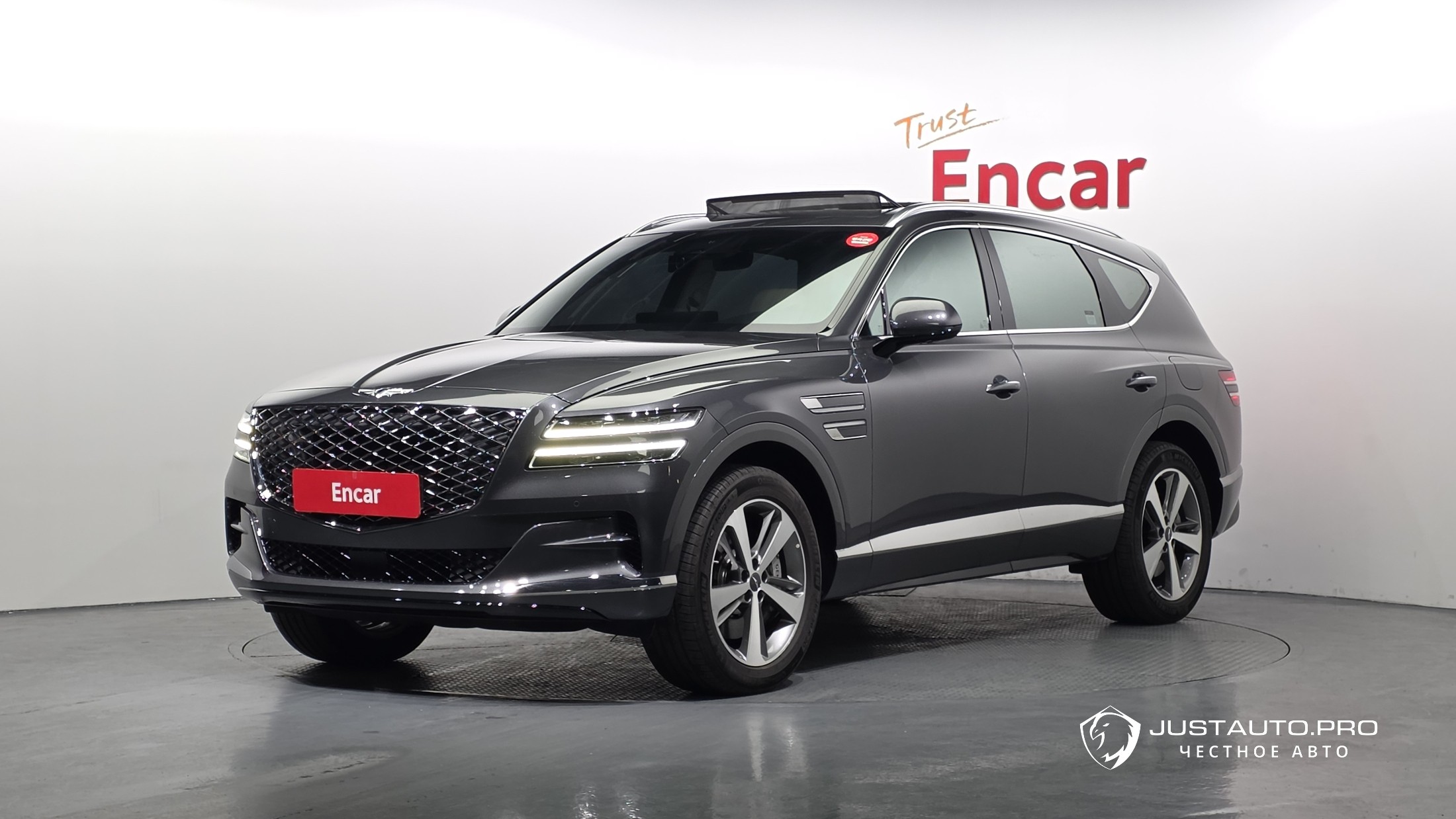 Автомобиль Genesis GV80