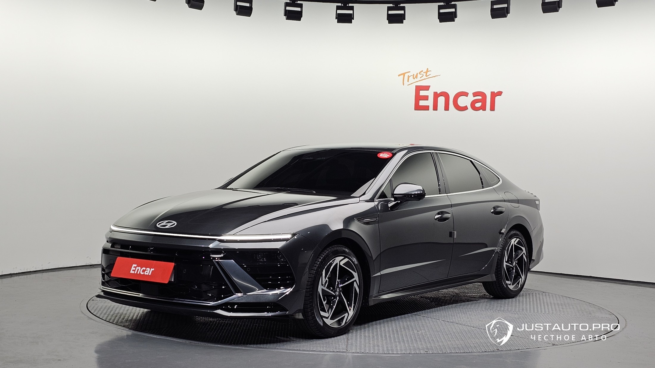 Автомобиль Hyundai Sonata