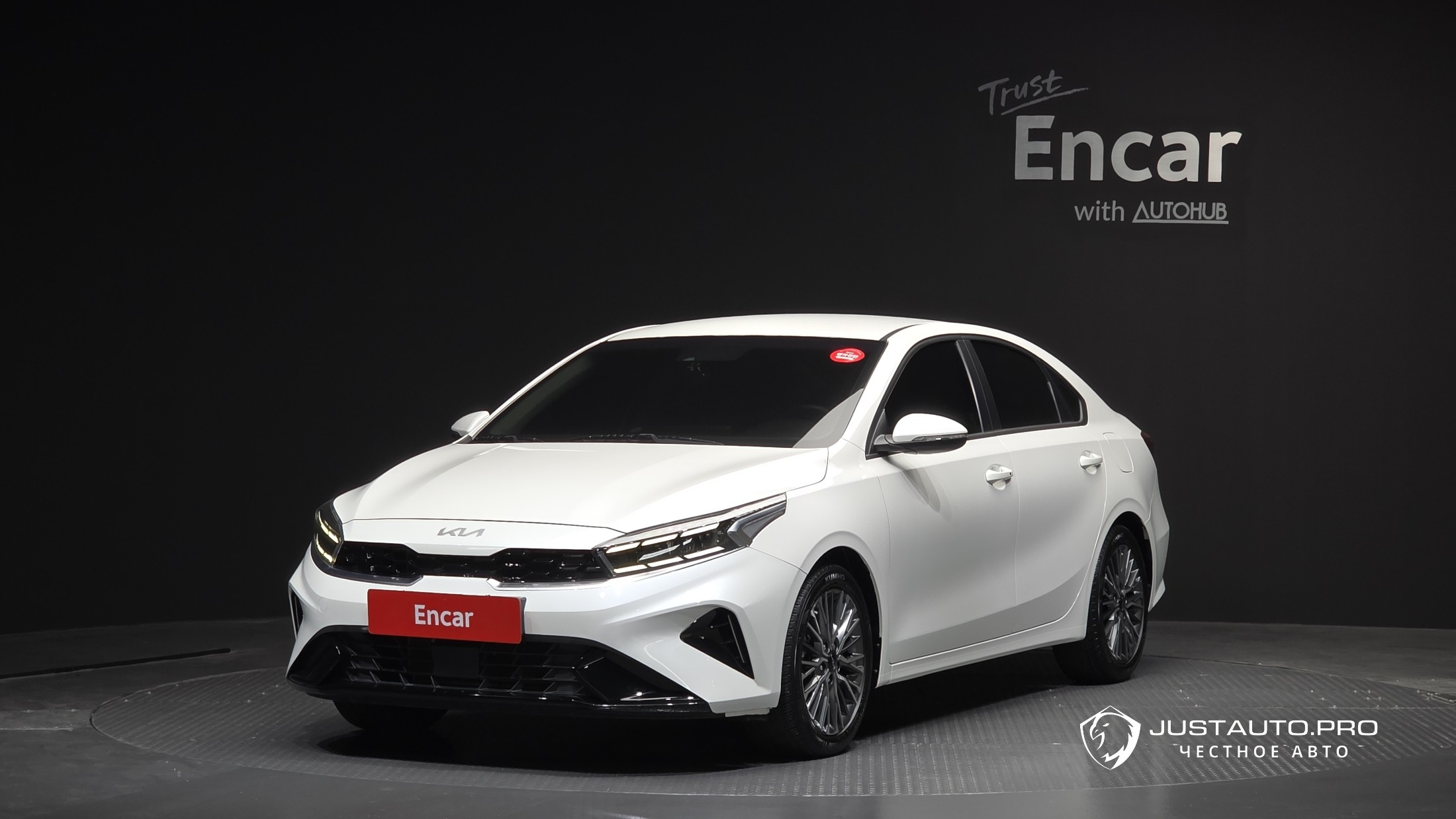 Автомобиль Kia K3