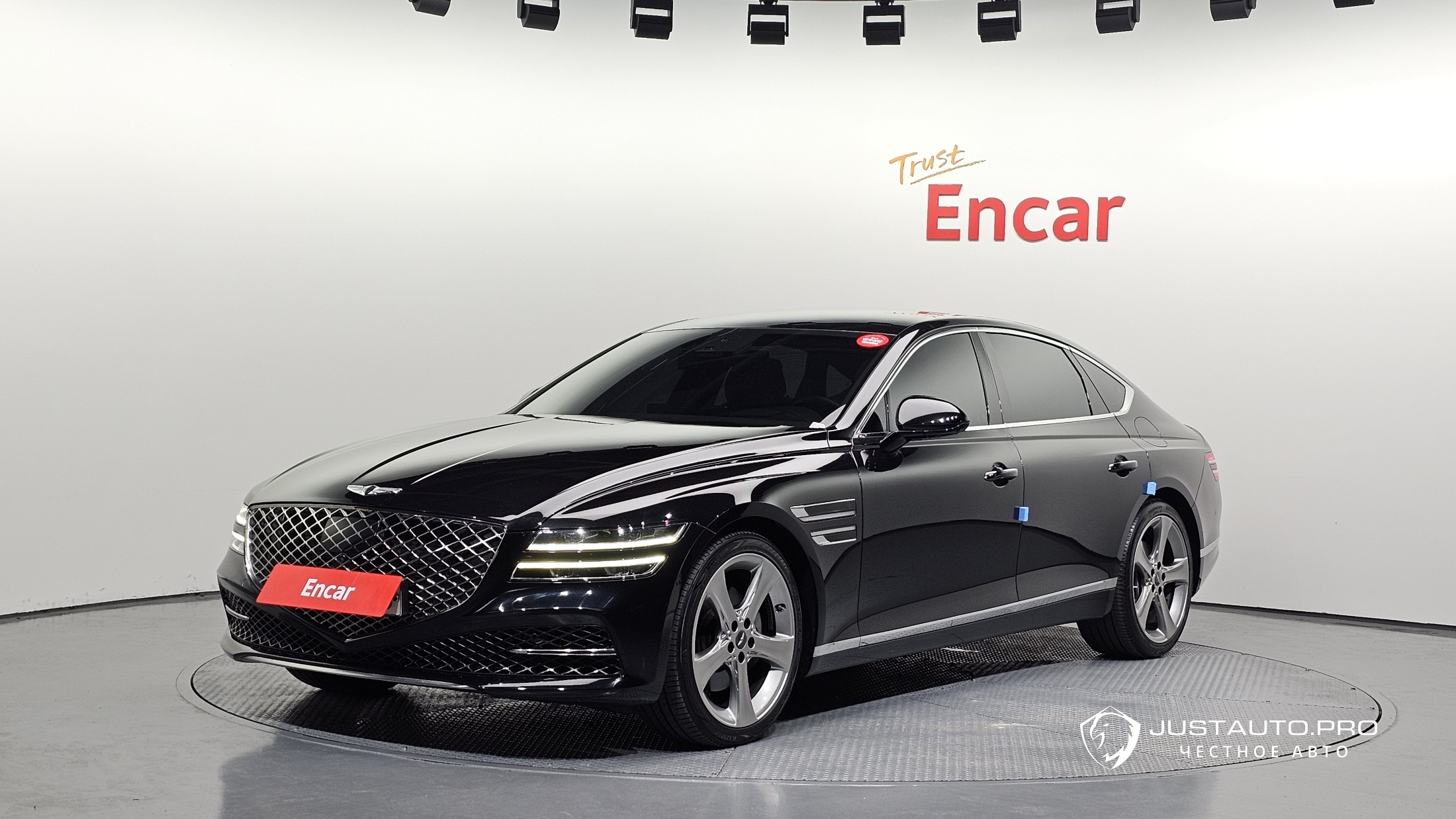 Автомобиль Genesis G80