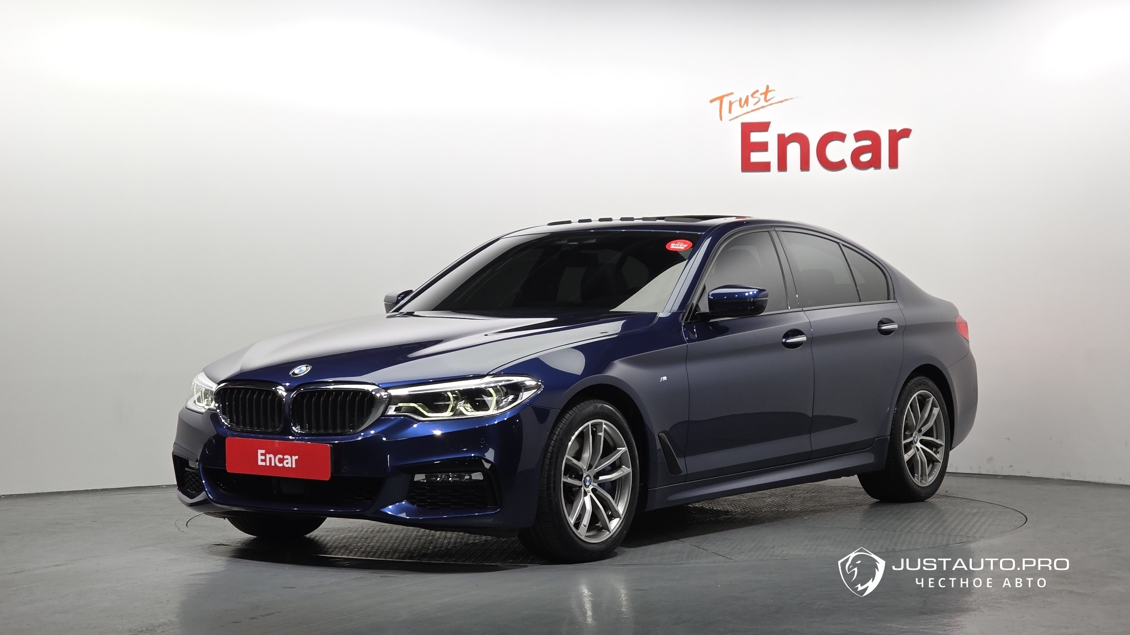 Автомобиль BMW 5-Series