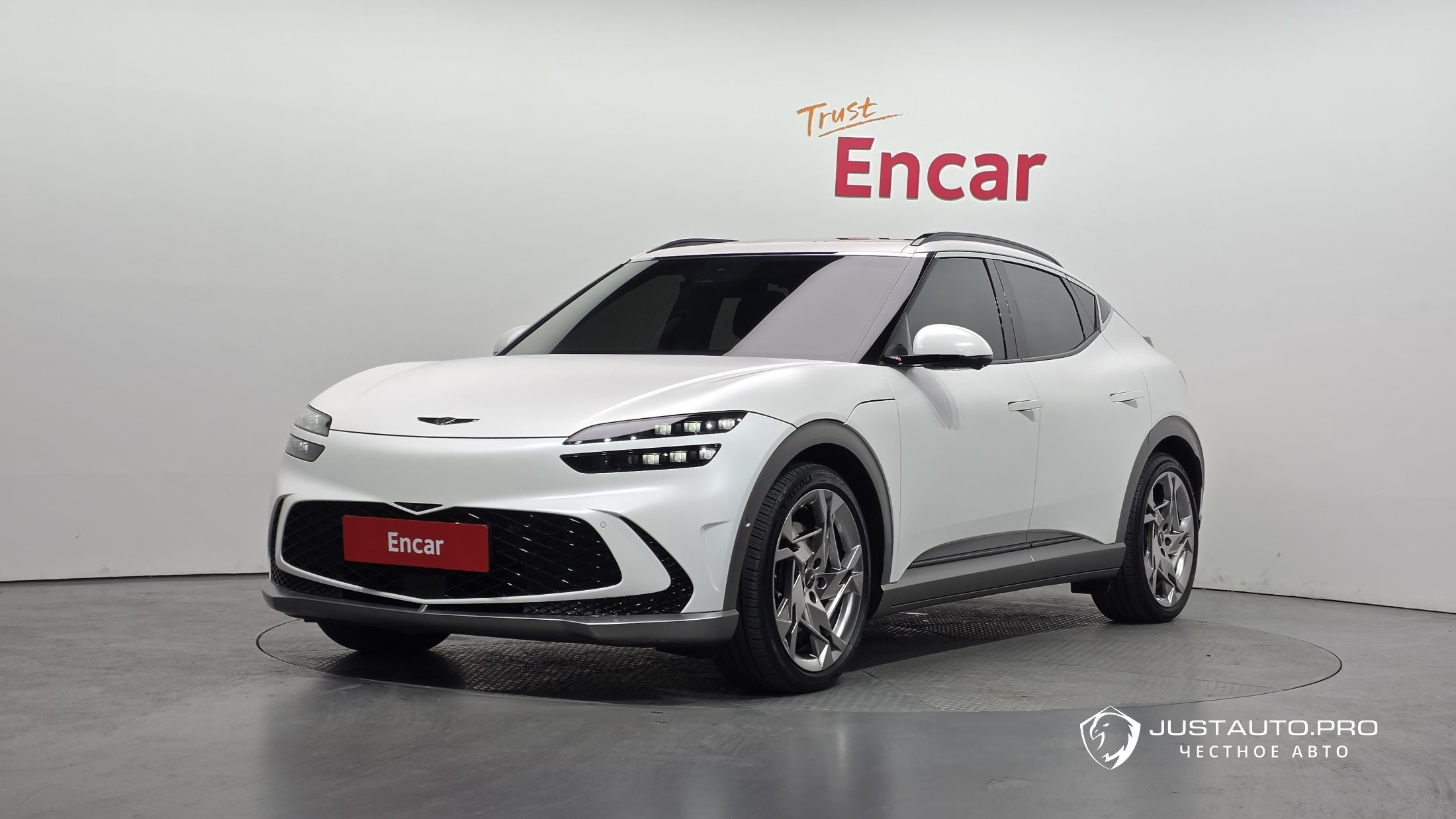 Автомобиль Genesis GV60