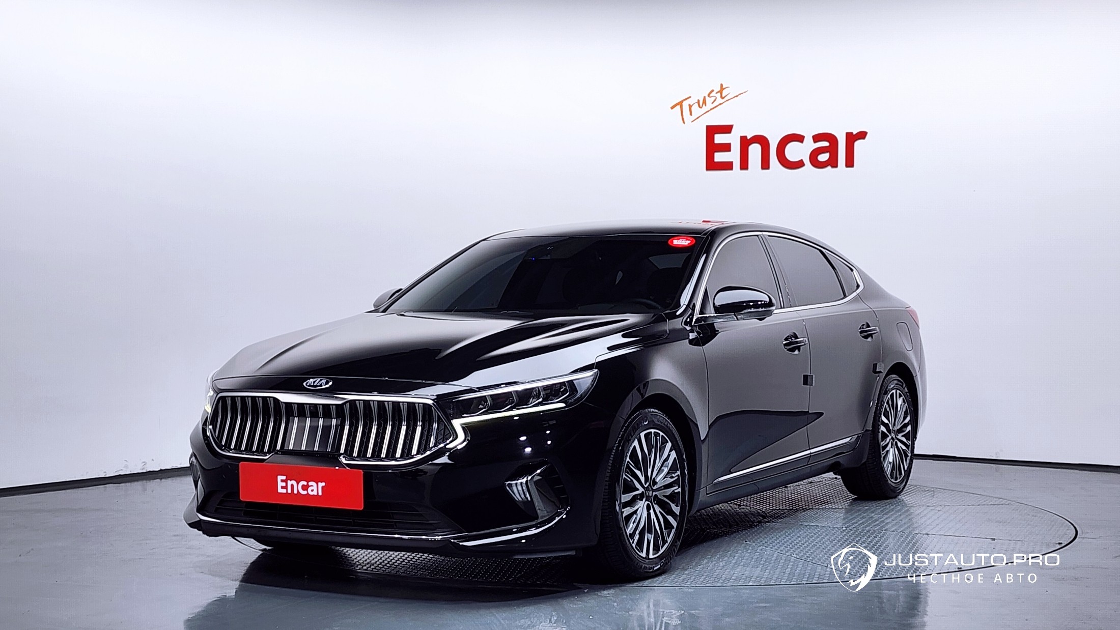 Автомобиль Kia K7