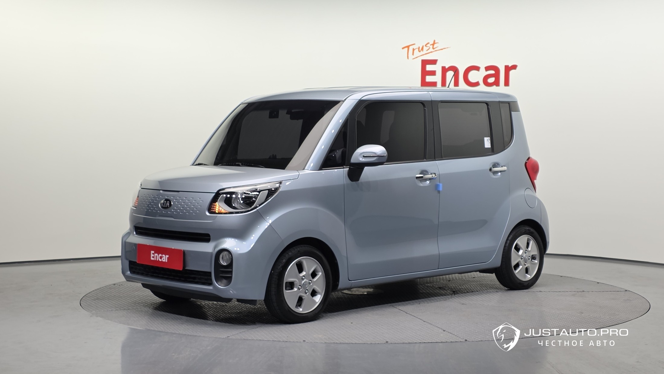 Автомобиль Kia RAY