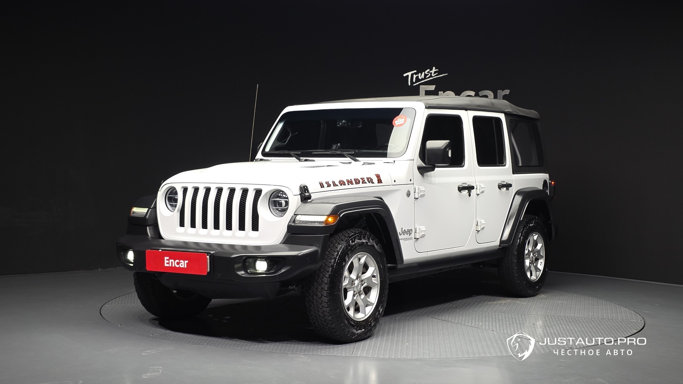 Автомобиль Jeep Wrangler