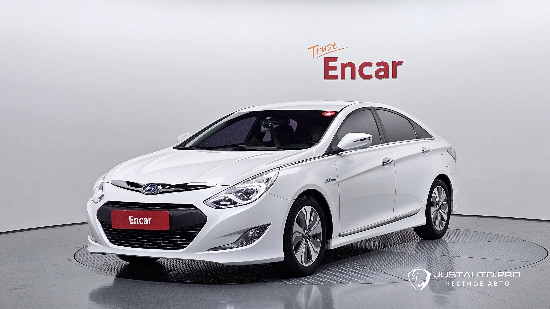 Автомобиль Hyundai Sonata