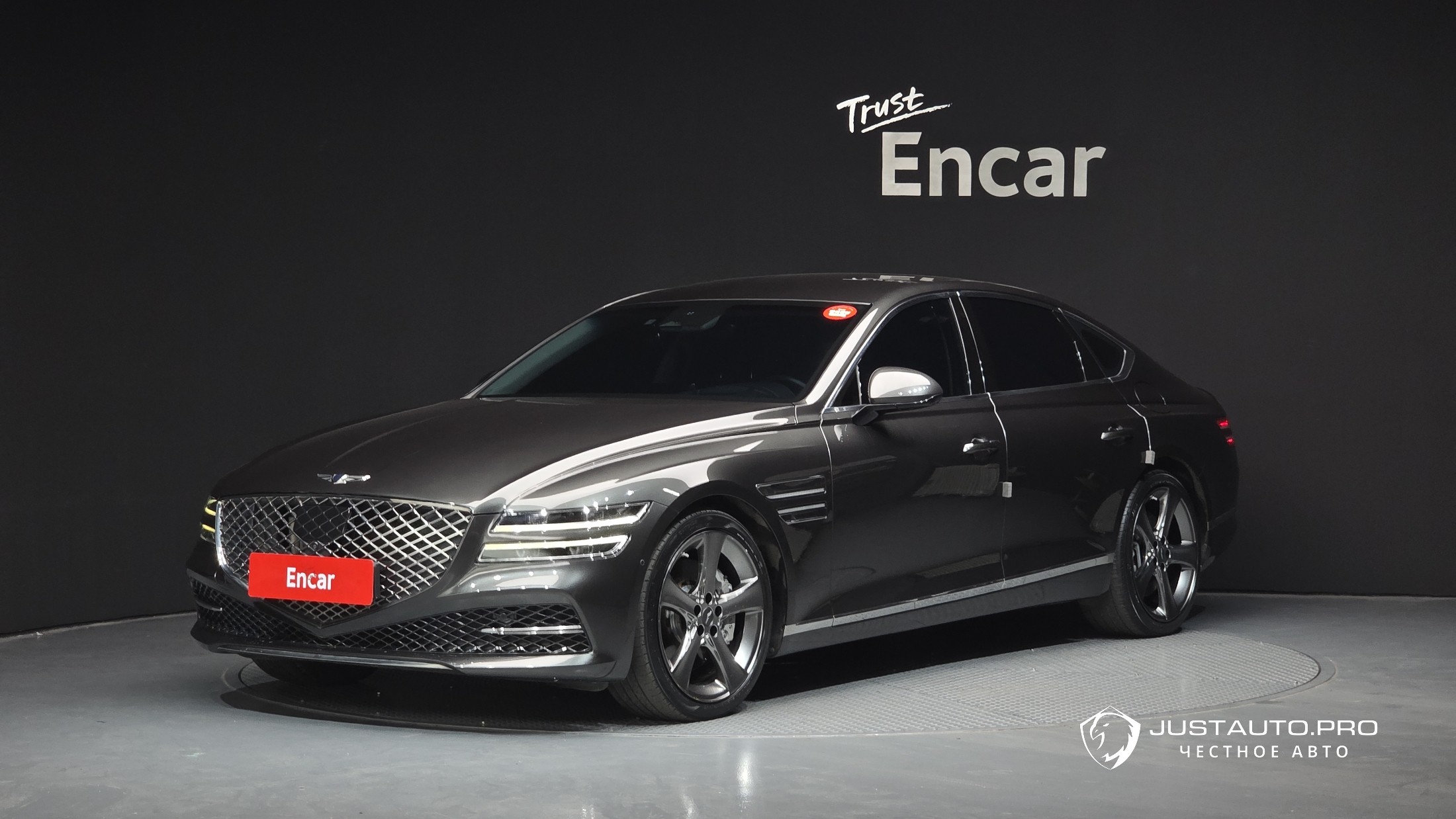 Автомобиль Genesis G80