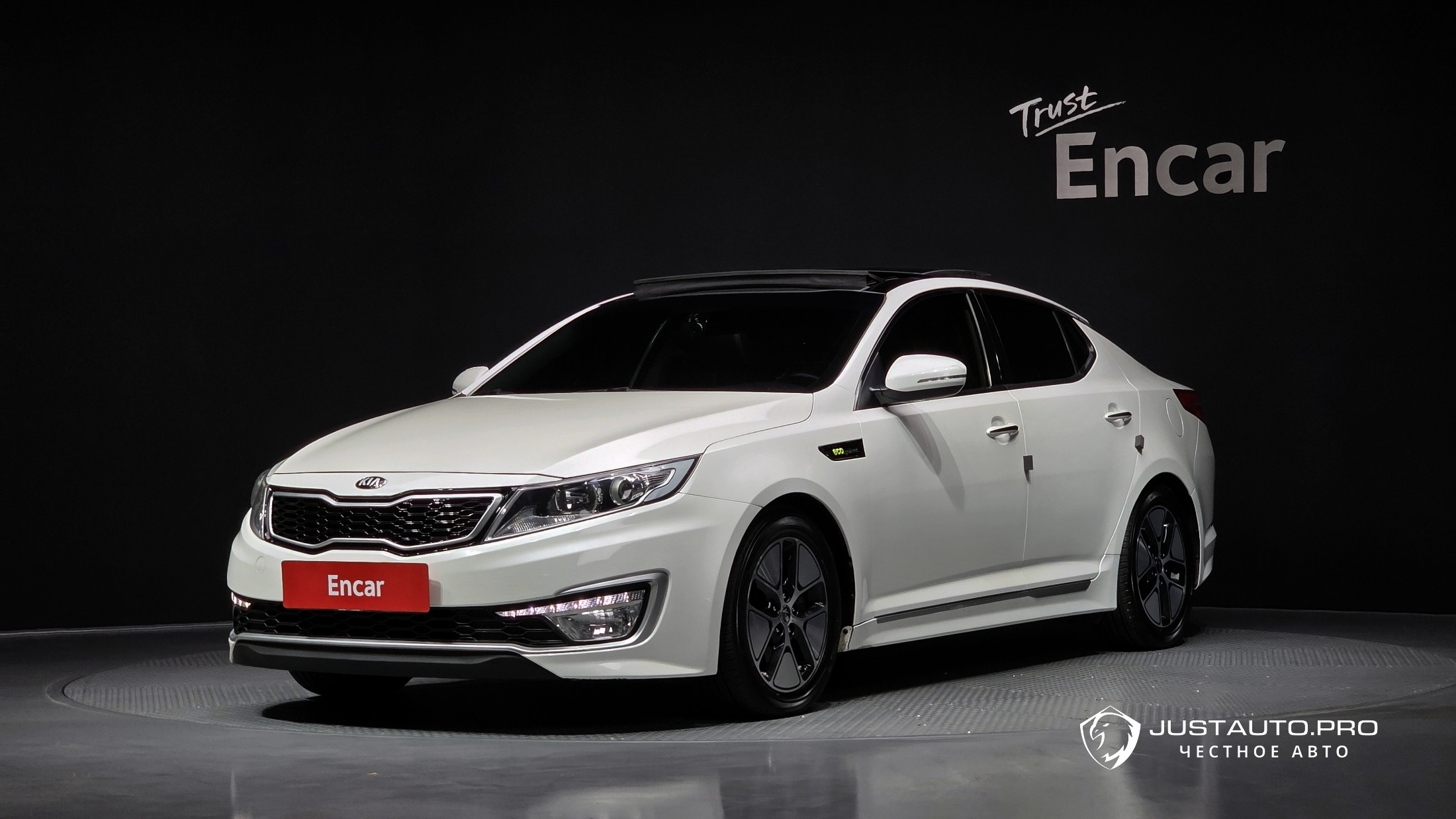 Автомобиль Kia K5