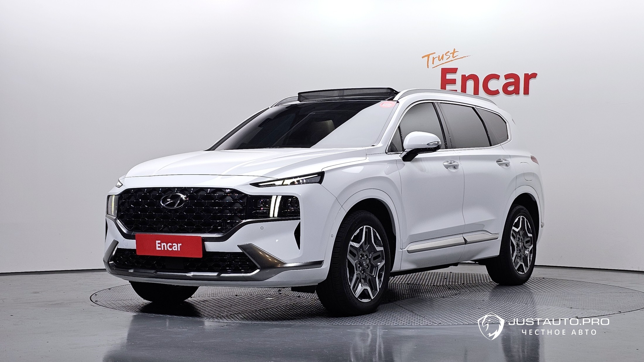 Автомобиль Hyundai Santafe