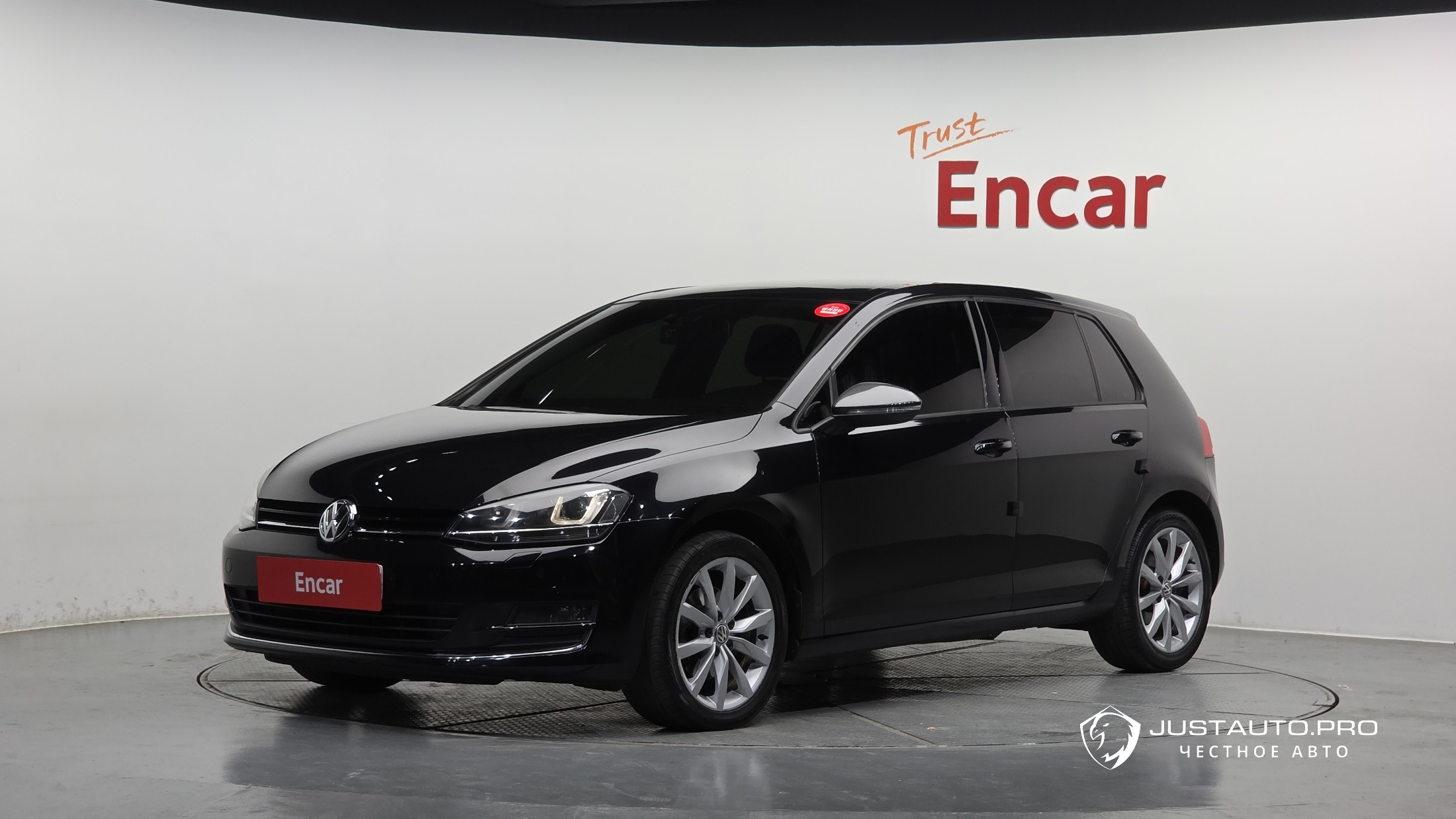 Автомобиль Volkswagen Golf