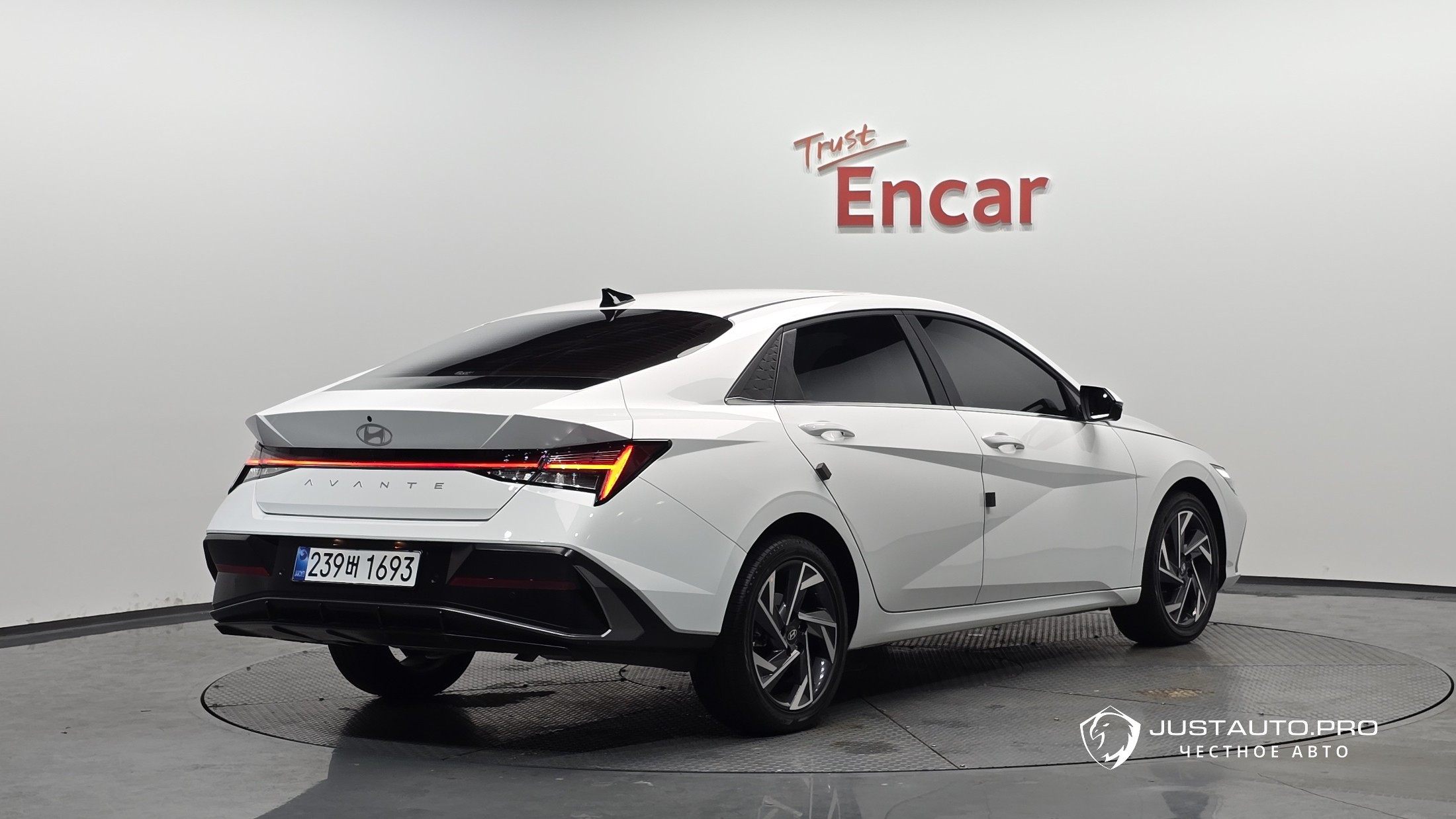 Автомобиль Hyundai AVANTE