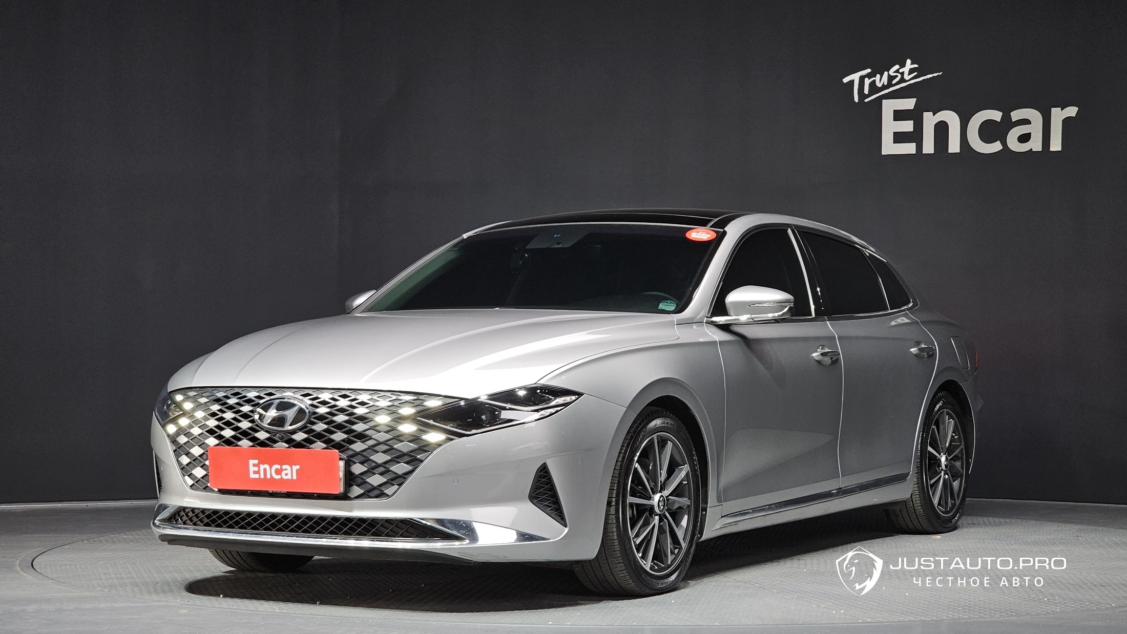 Автомобиль Hyundai Grandeur