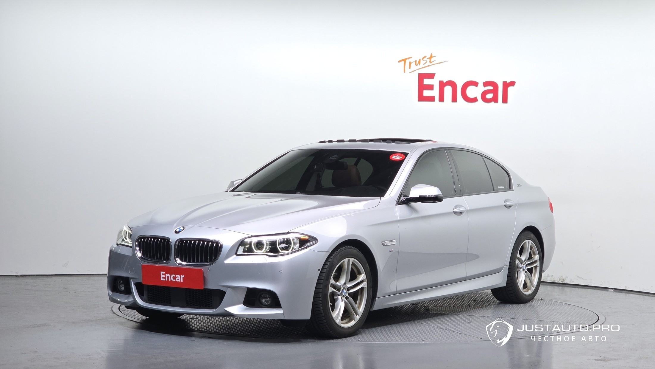 Автомобиль BMW 5-Series