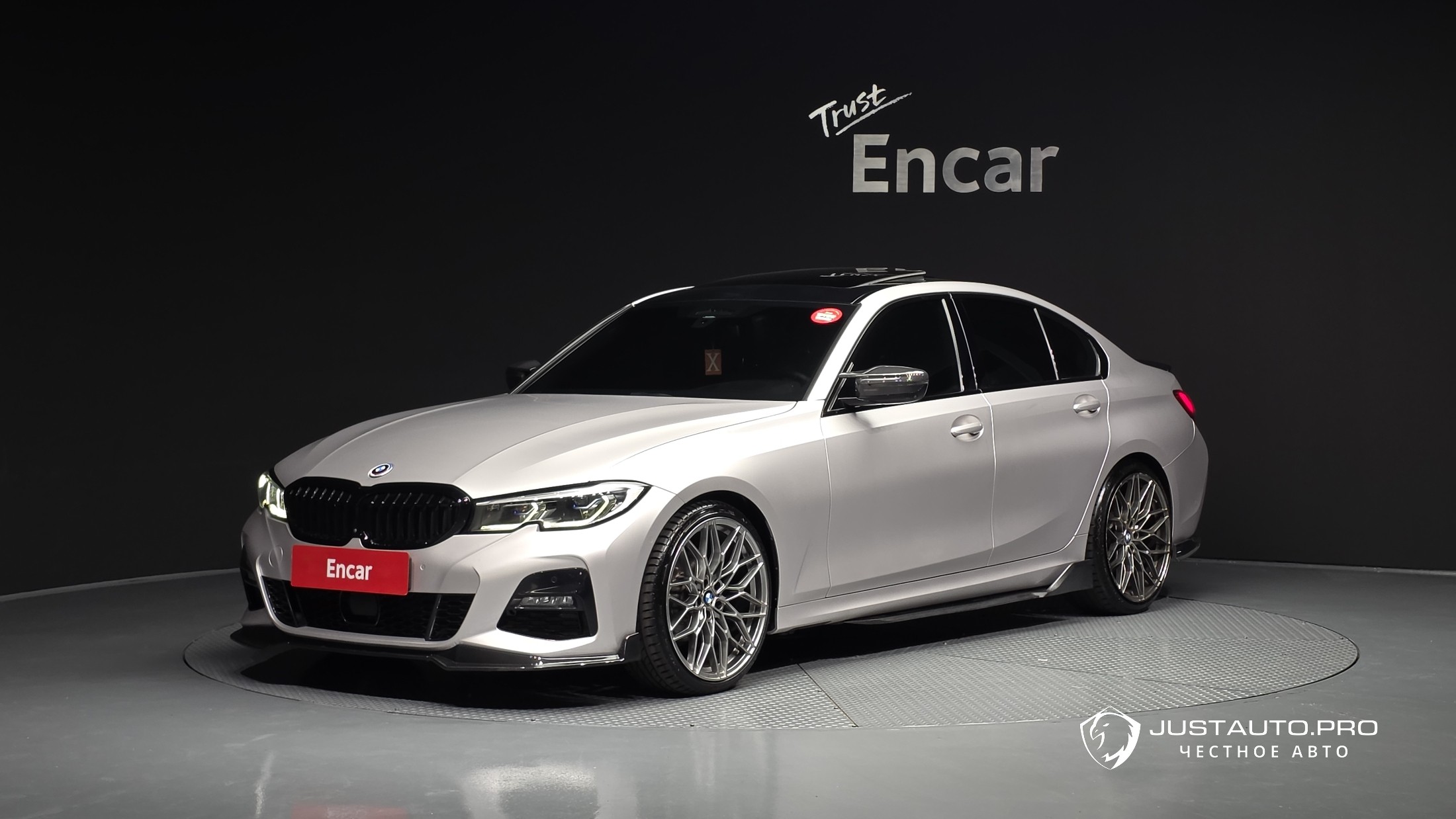 Автомобиль BMW 3-Series