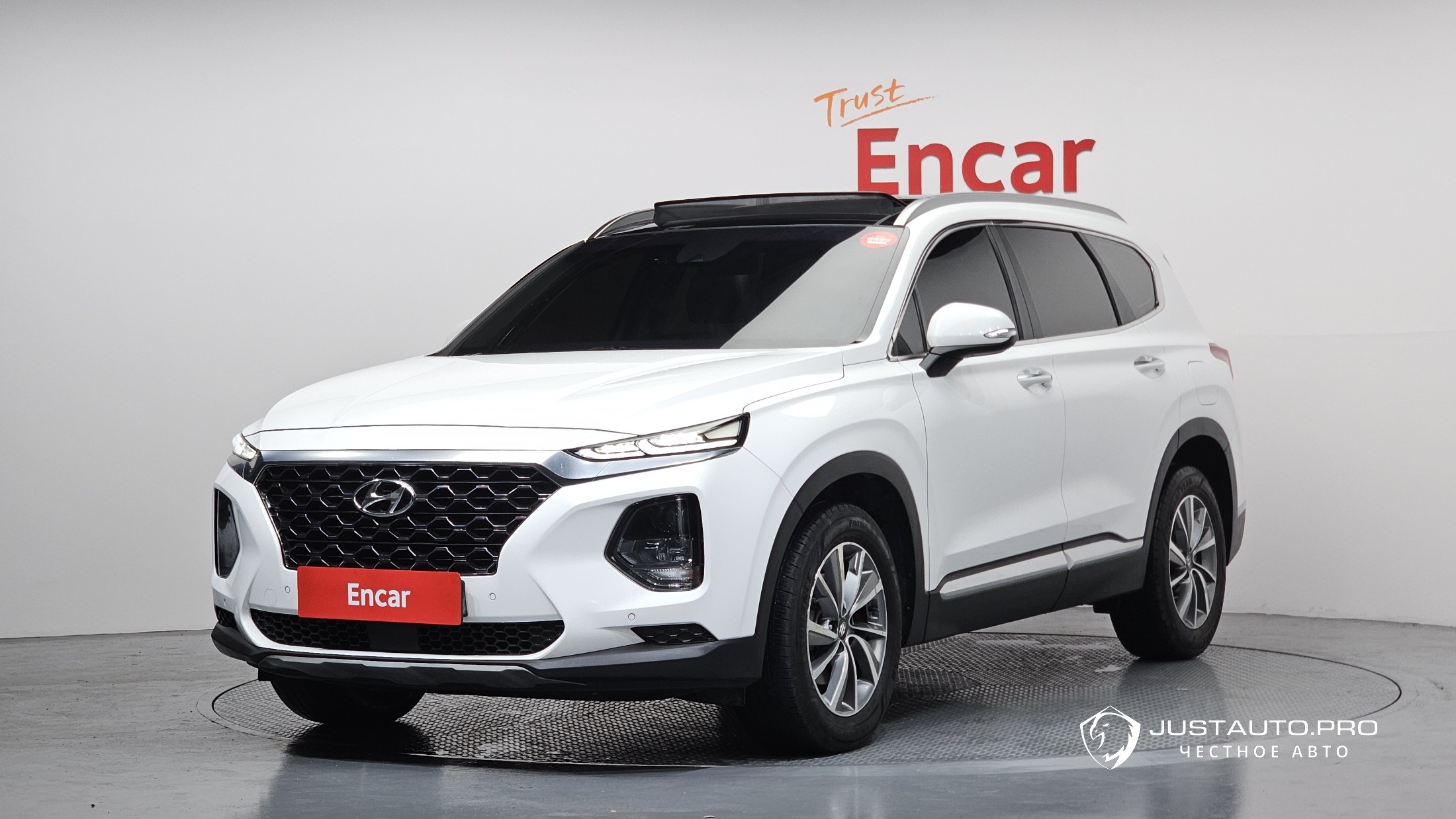 Автомобиль Hyundai Santafe