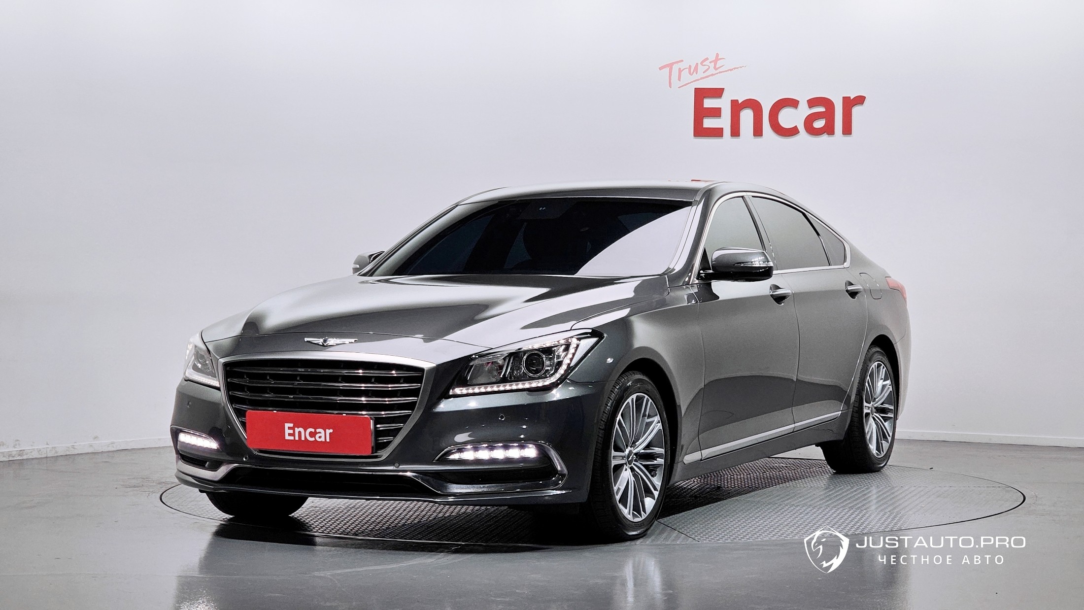 Автомобиль Genesis G80