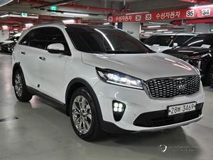 Автомобиль Kia Sorento