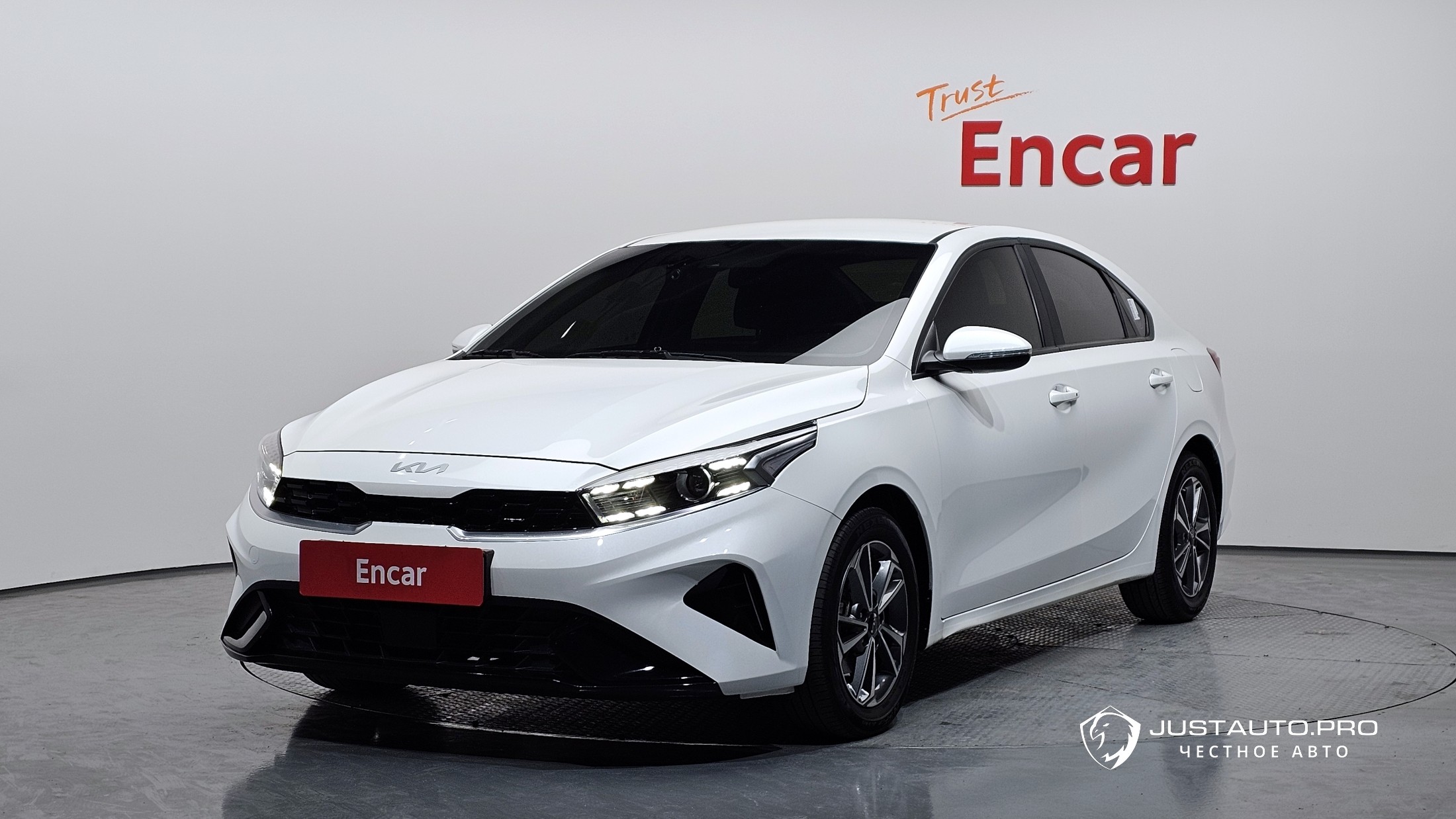 Автомобиль Kia K3