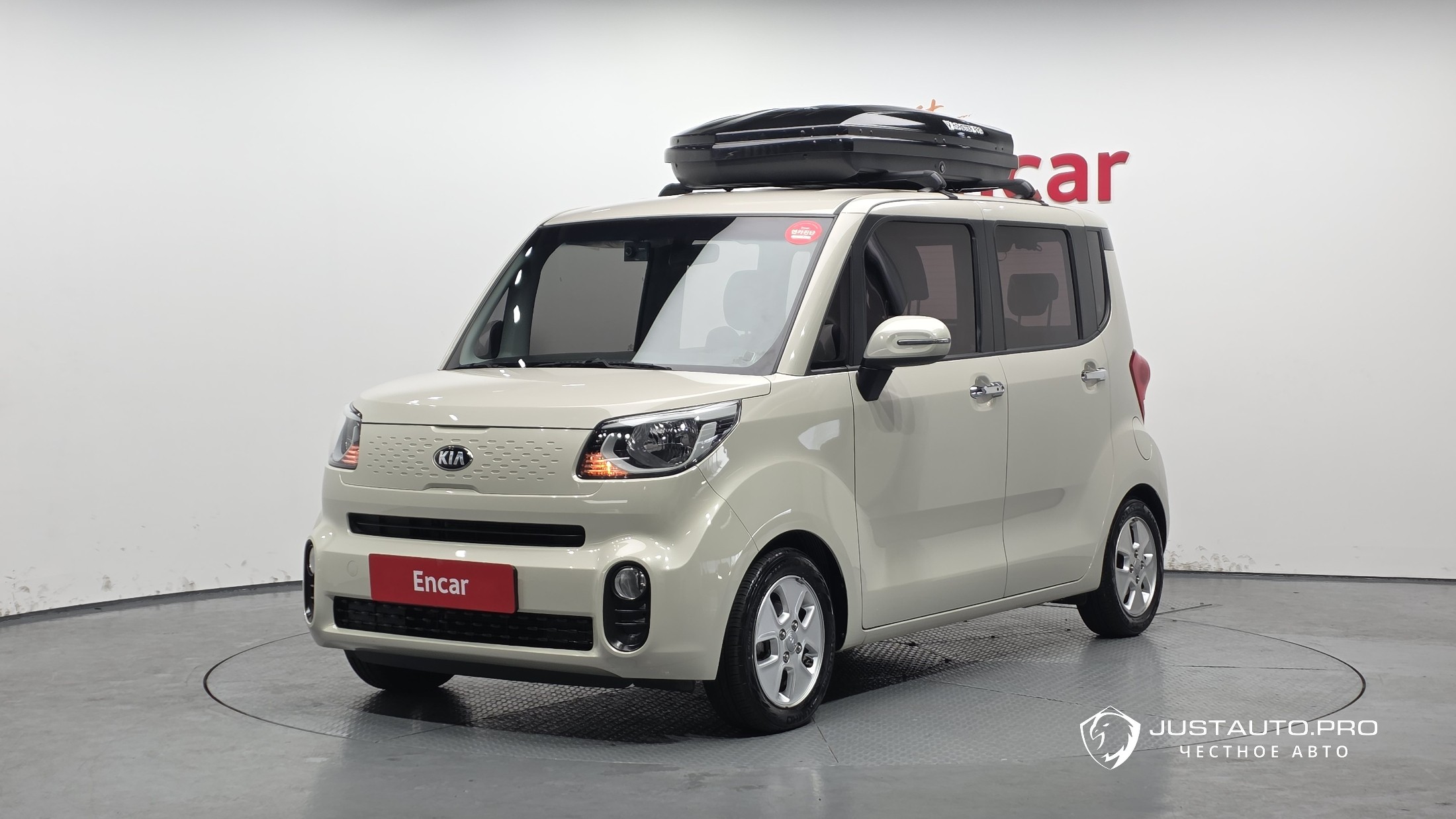 Автомобиль Kia RAY