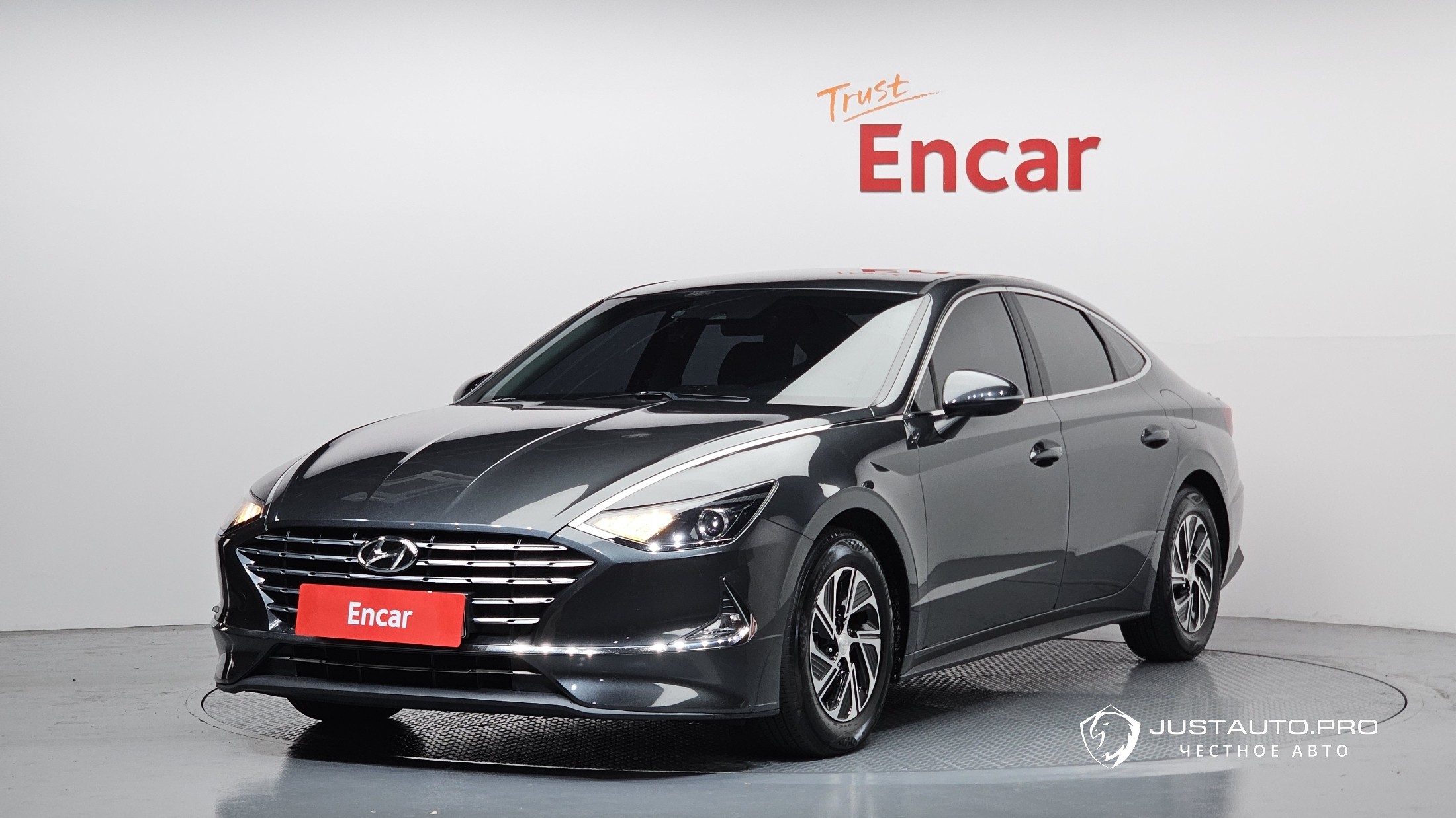 Автомобиль Hyundai Sonata