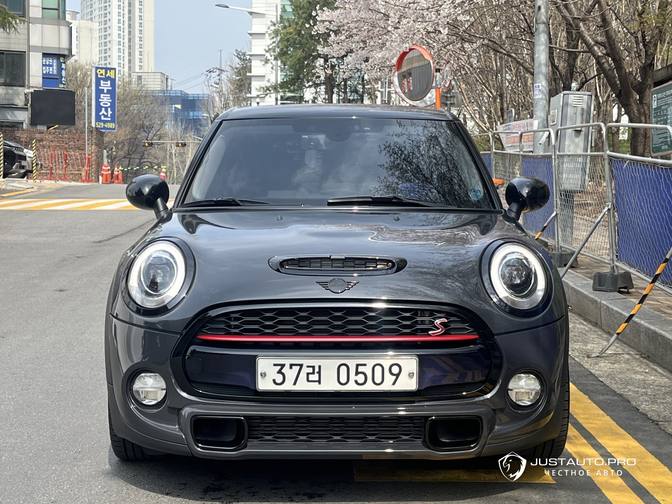 Автомобиль Mini Cooper