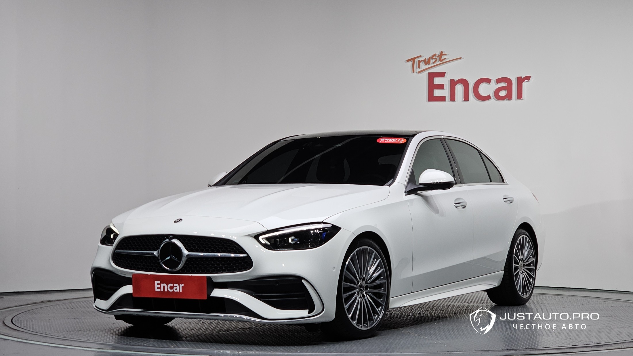 Автомобиль Mercedes-Benz C-Class