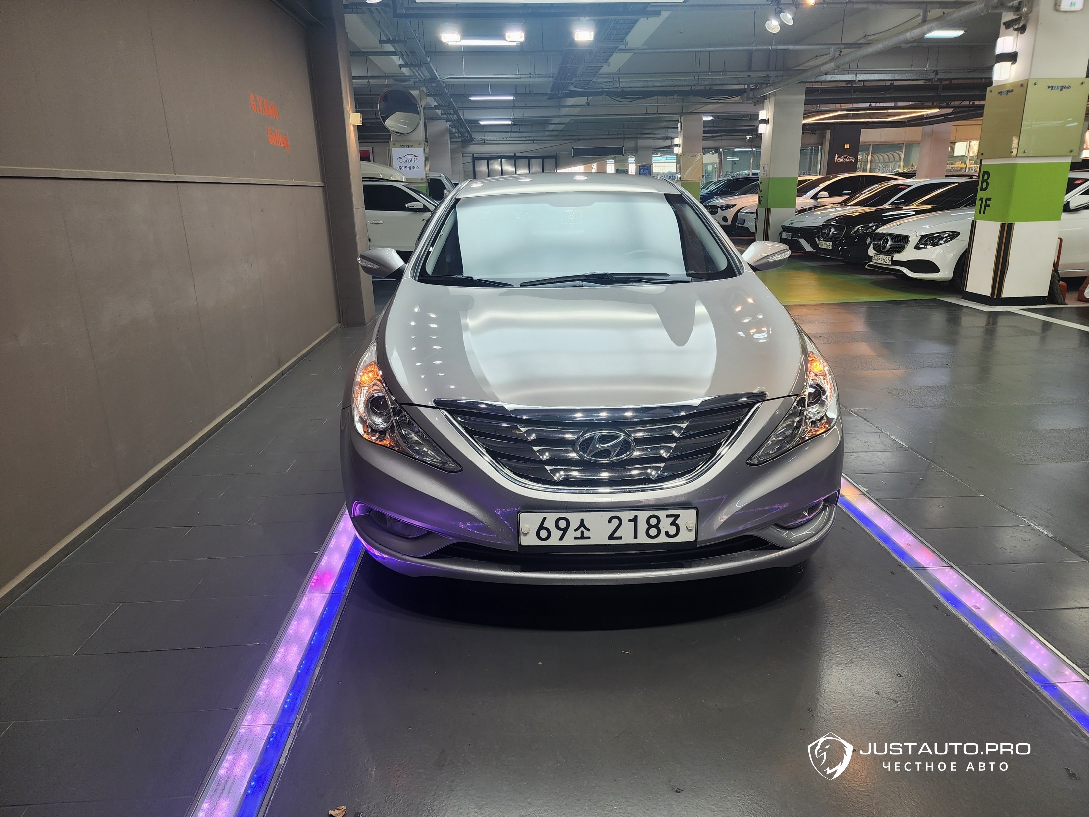 Автомобиль Hyundai Sonata