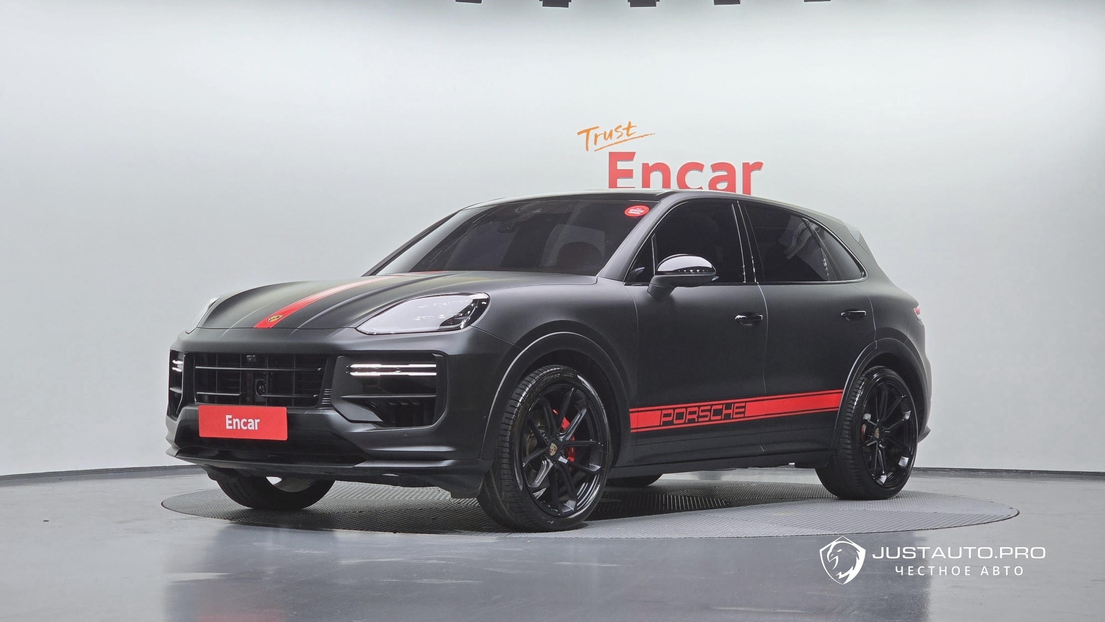 Автомобиль Porsche Cayenne