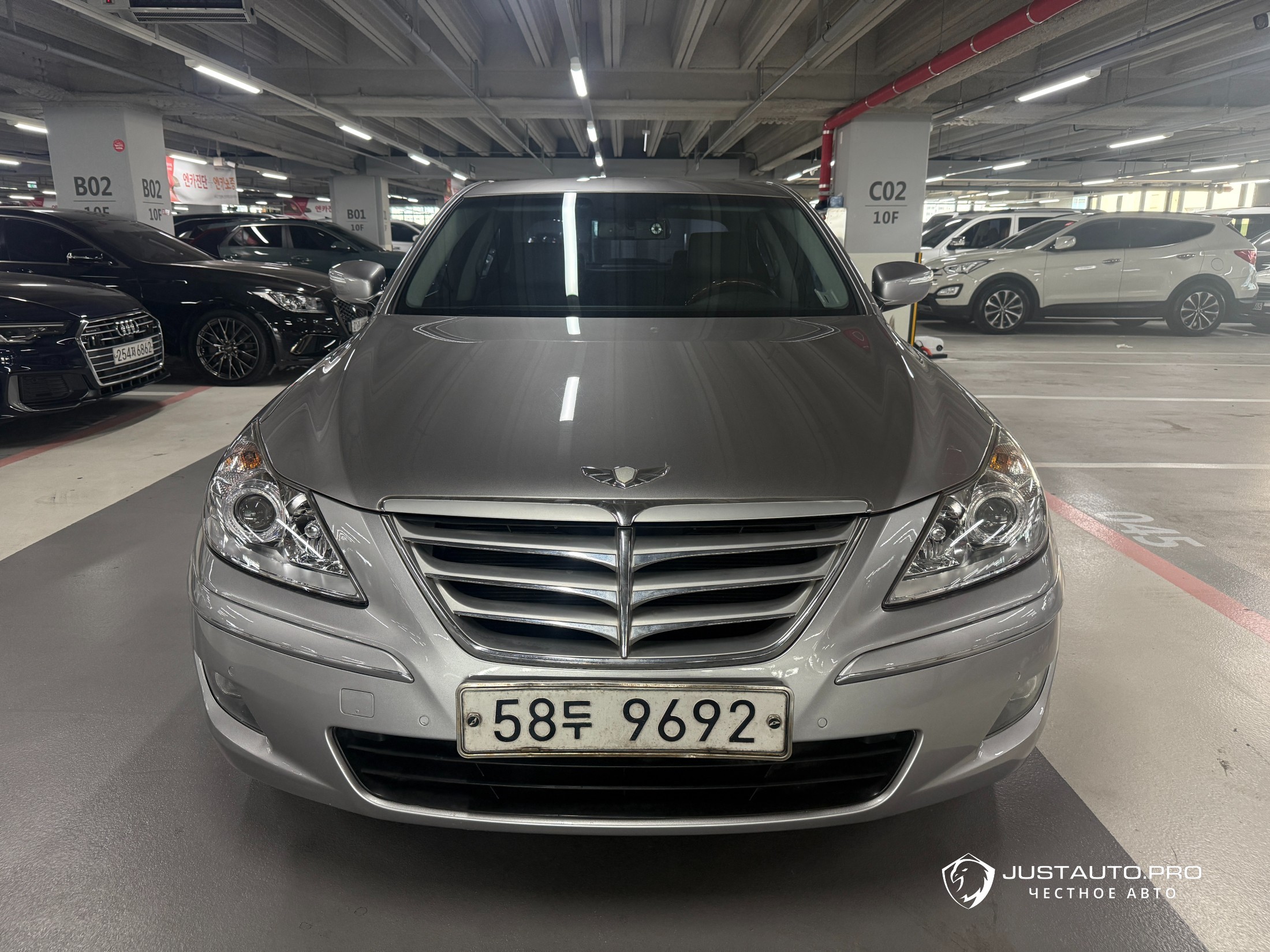 Автомобиль Hyundai Genesis