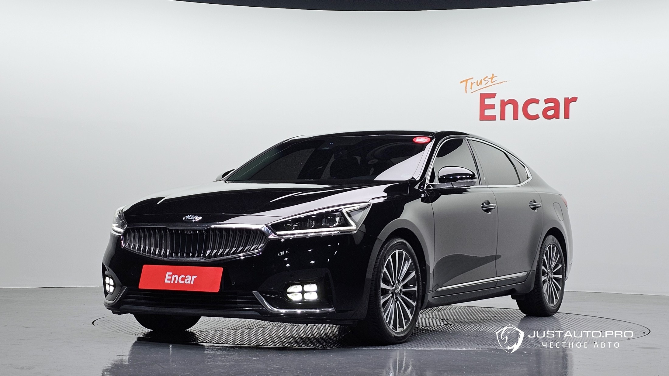 Автомобиль Kia K7