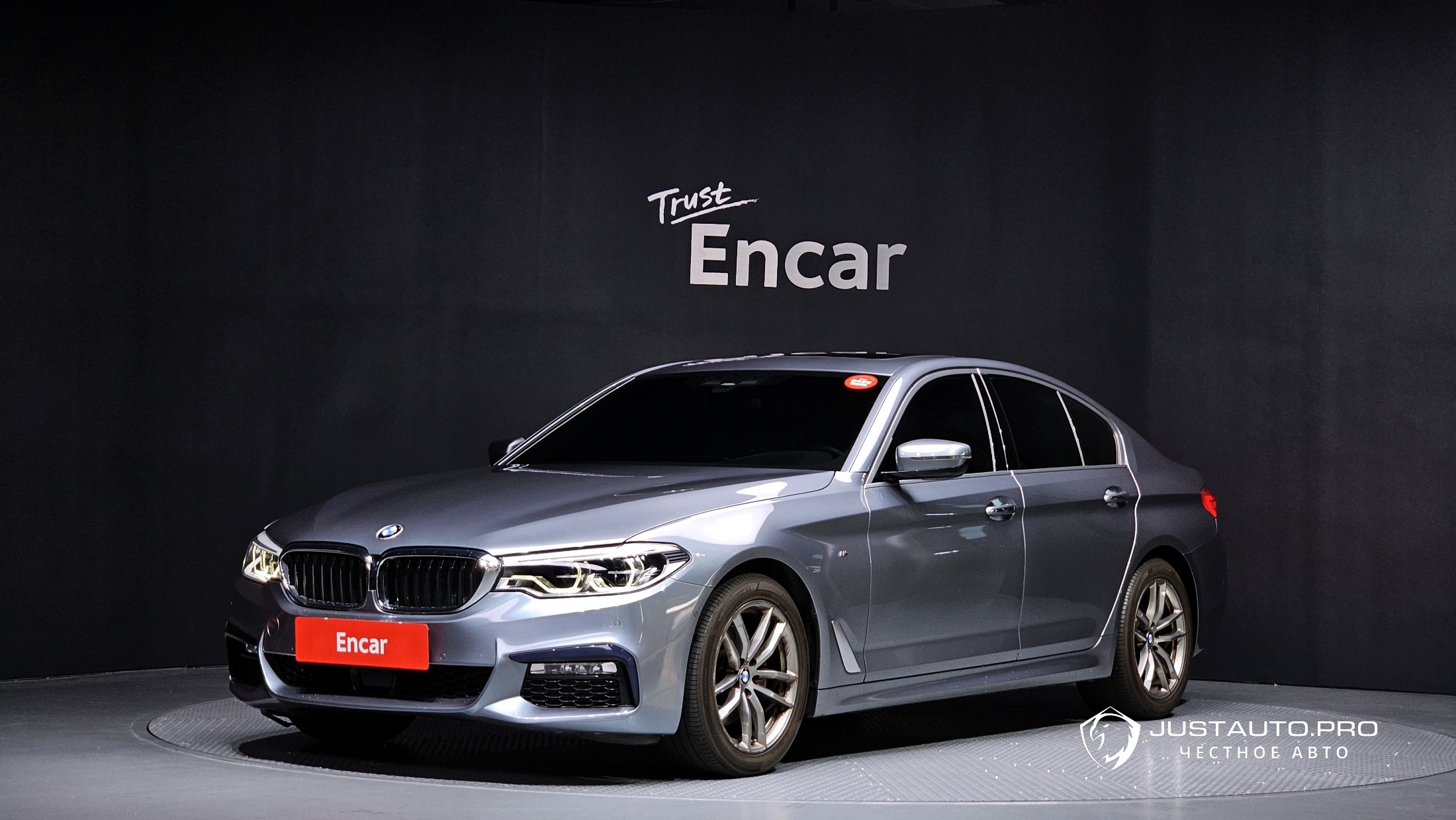 Автомобиль BMW 5-Series