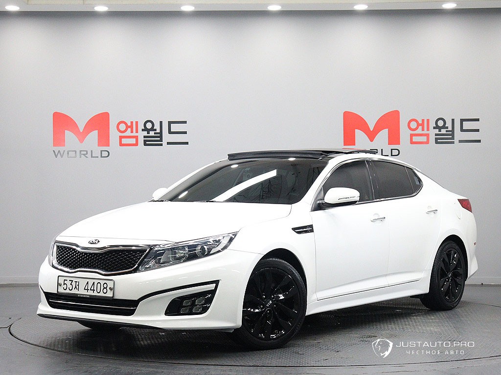 Автомобиль Kia K5