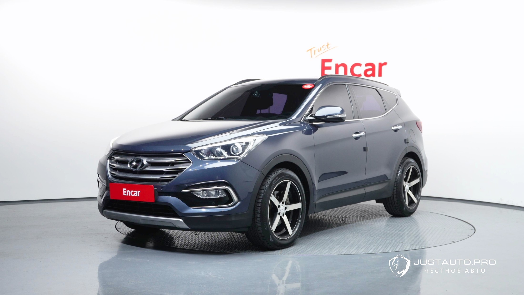 Автомобиль Hyundai Santafe