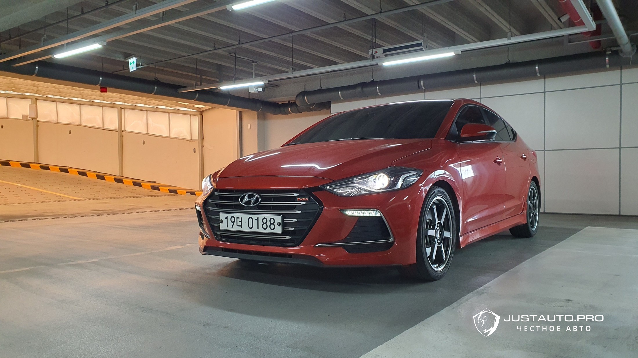 Автомобиль Hyundai AVANTE