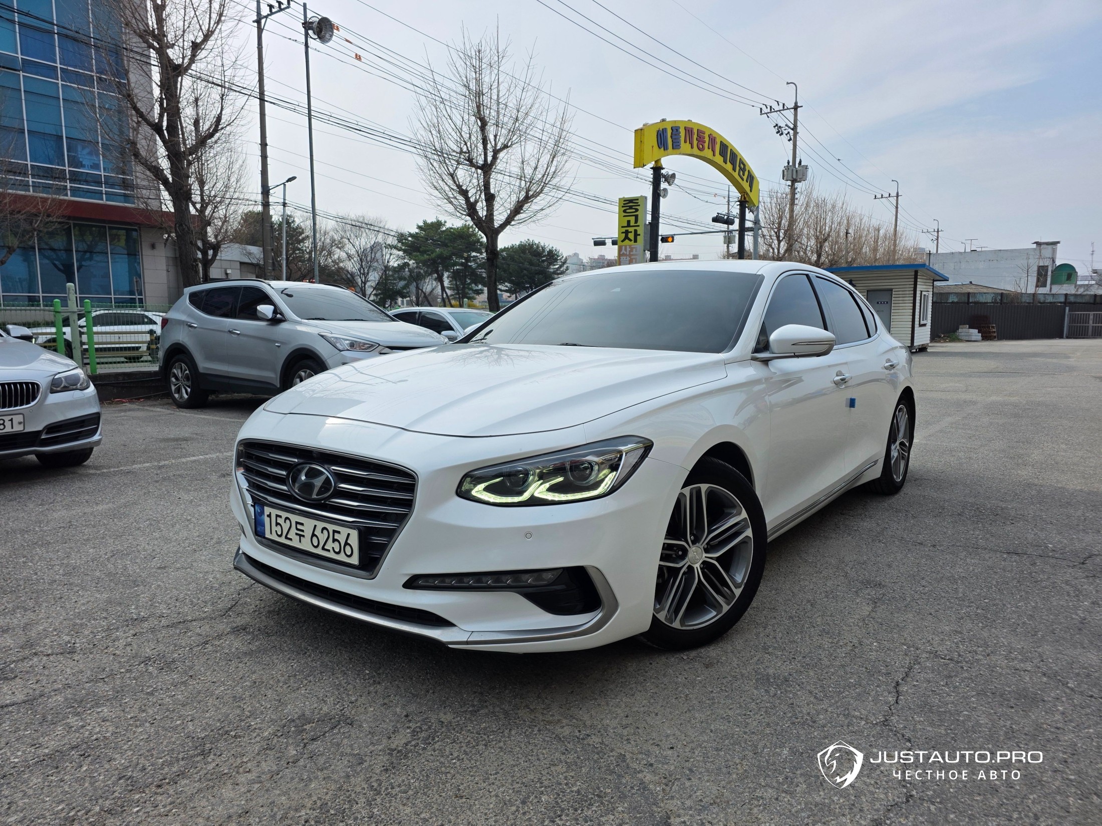 Автомобиль Hyundai Grandeur