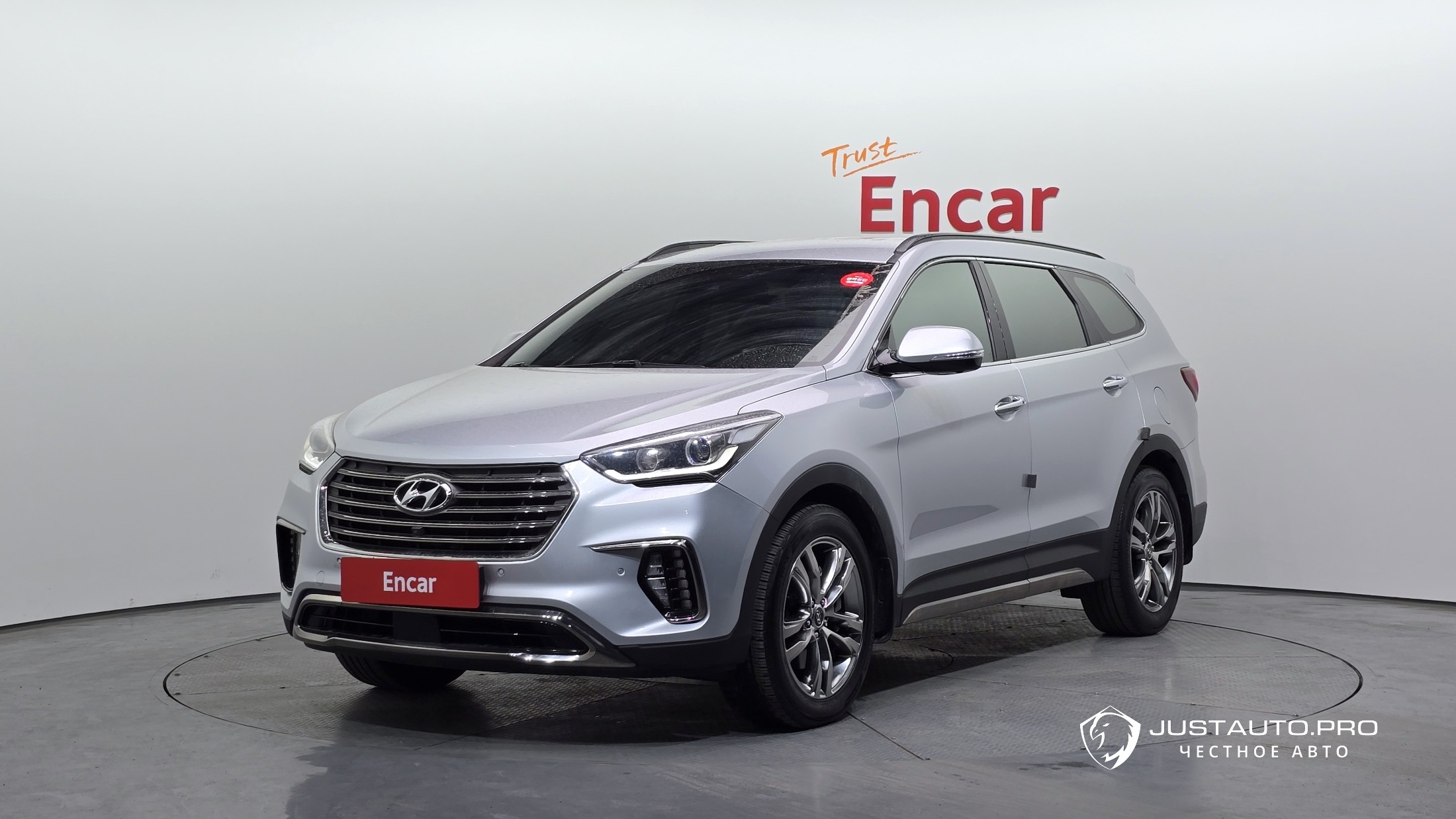 Автомобиль Hyundai Maxcruz