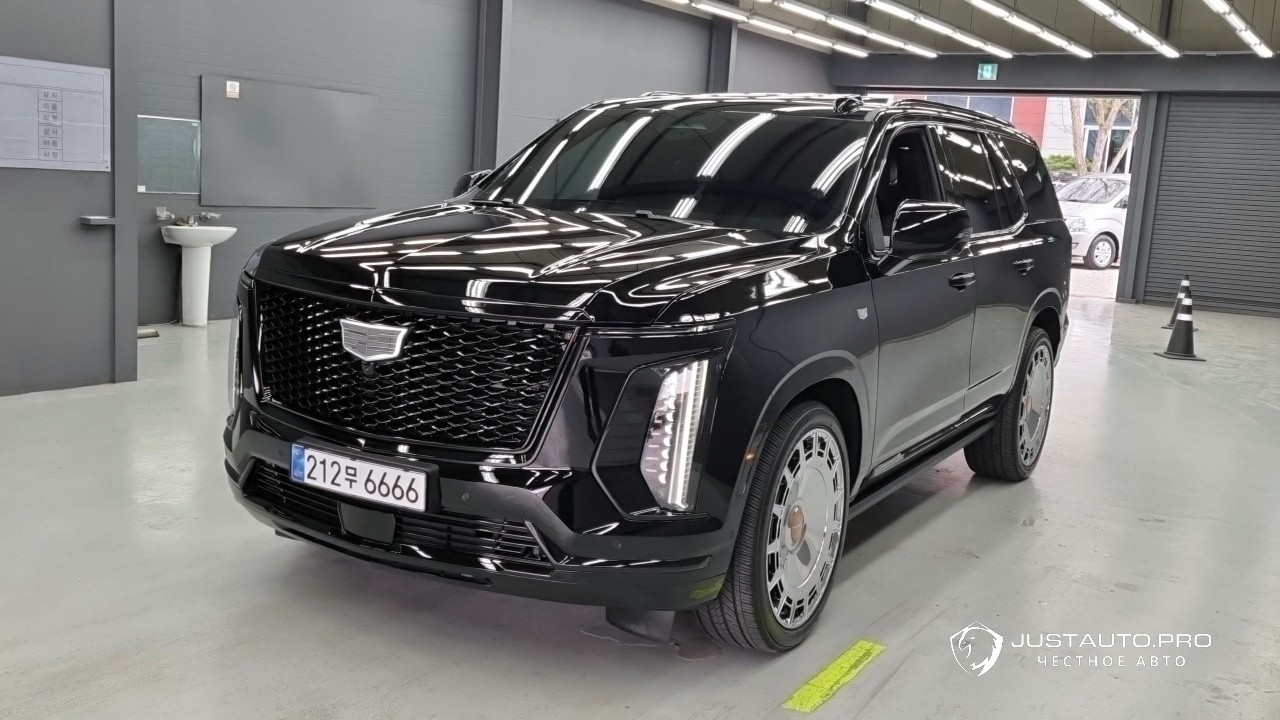 Автомобиль Cadillac Escalade