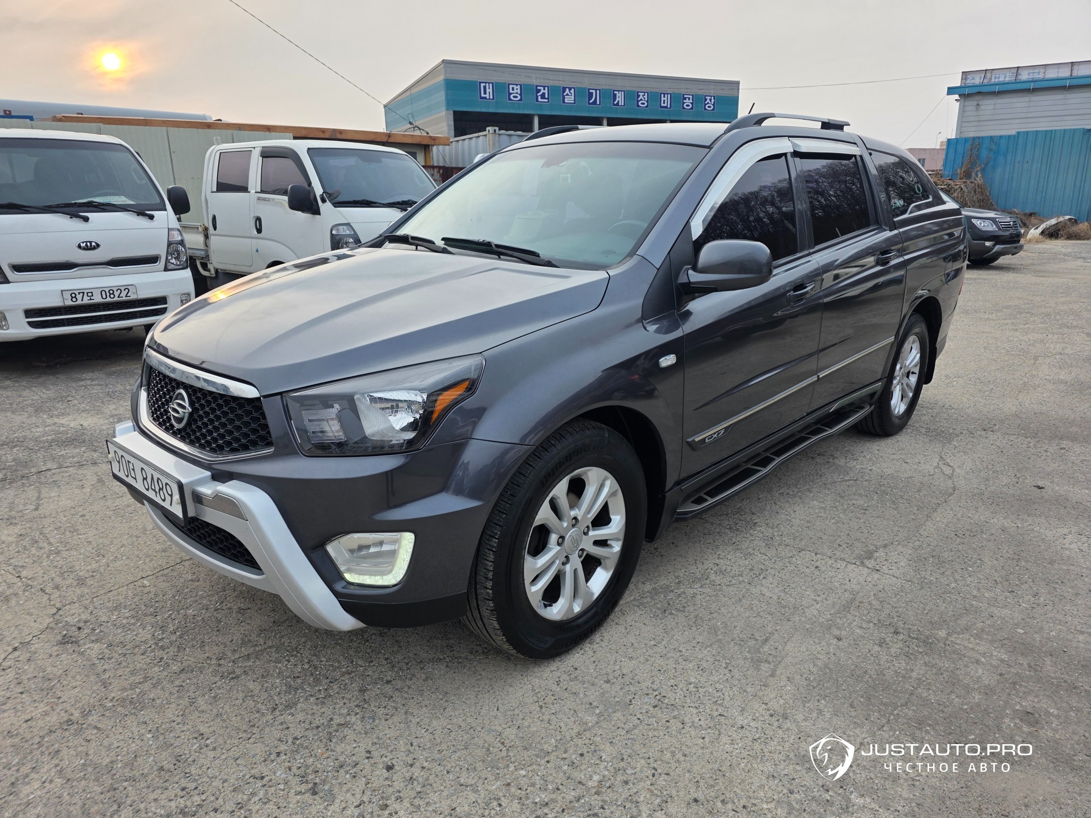 Автомобиль KG_Mobility_Ssangyong KORANDO